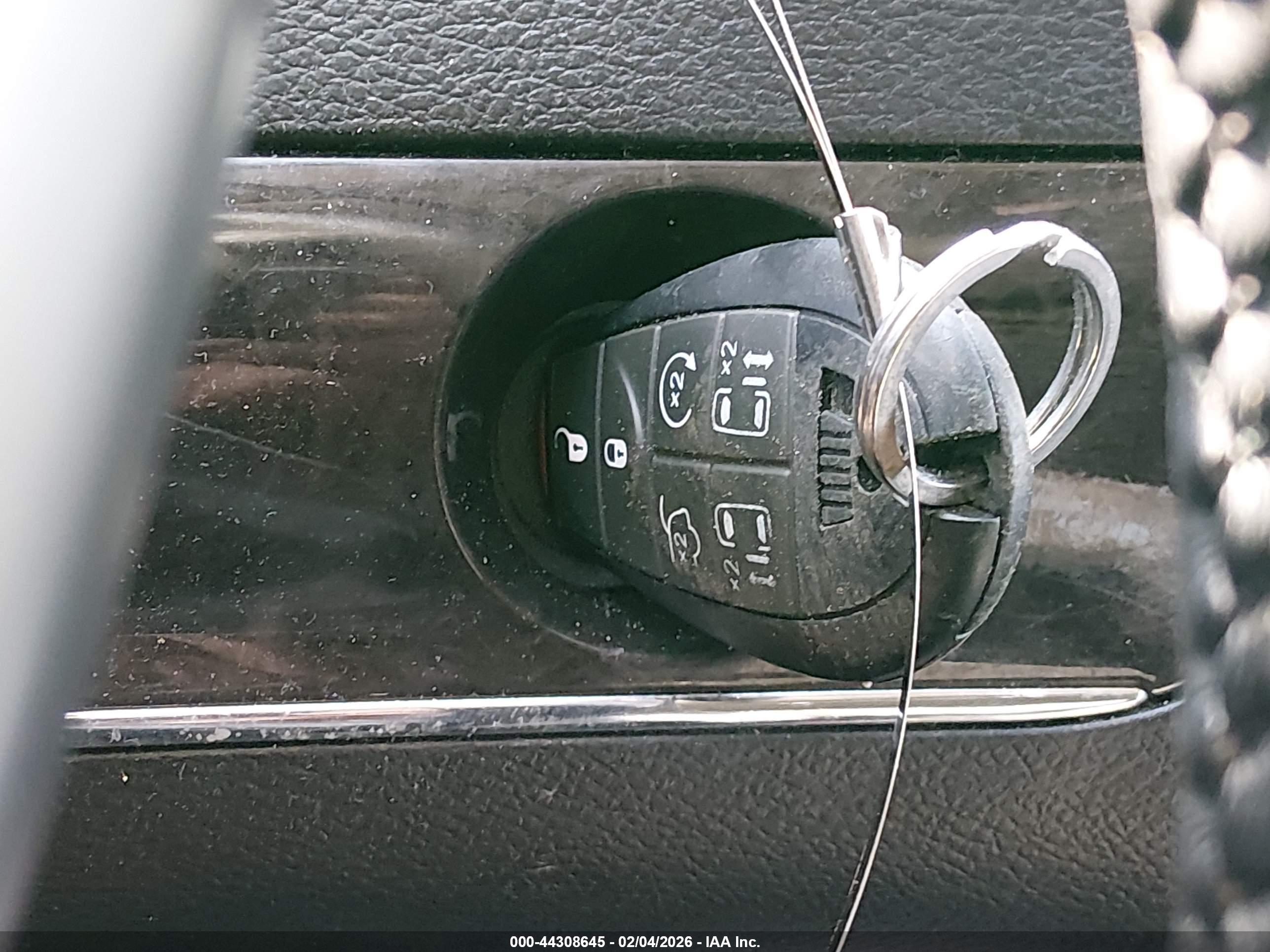 CHRYSLER TOWN image 11
