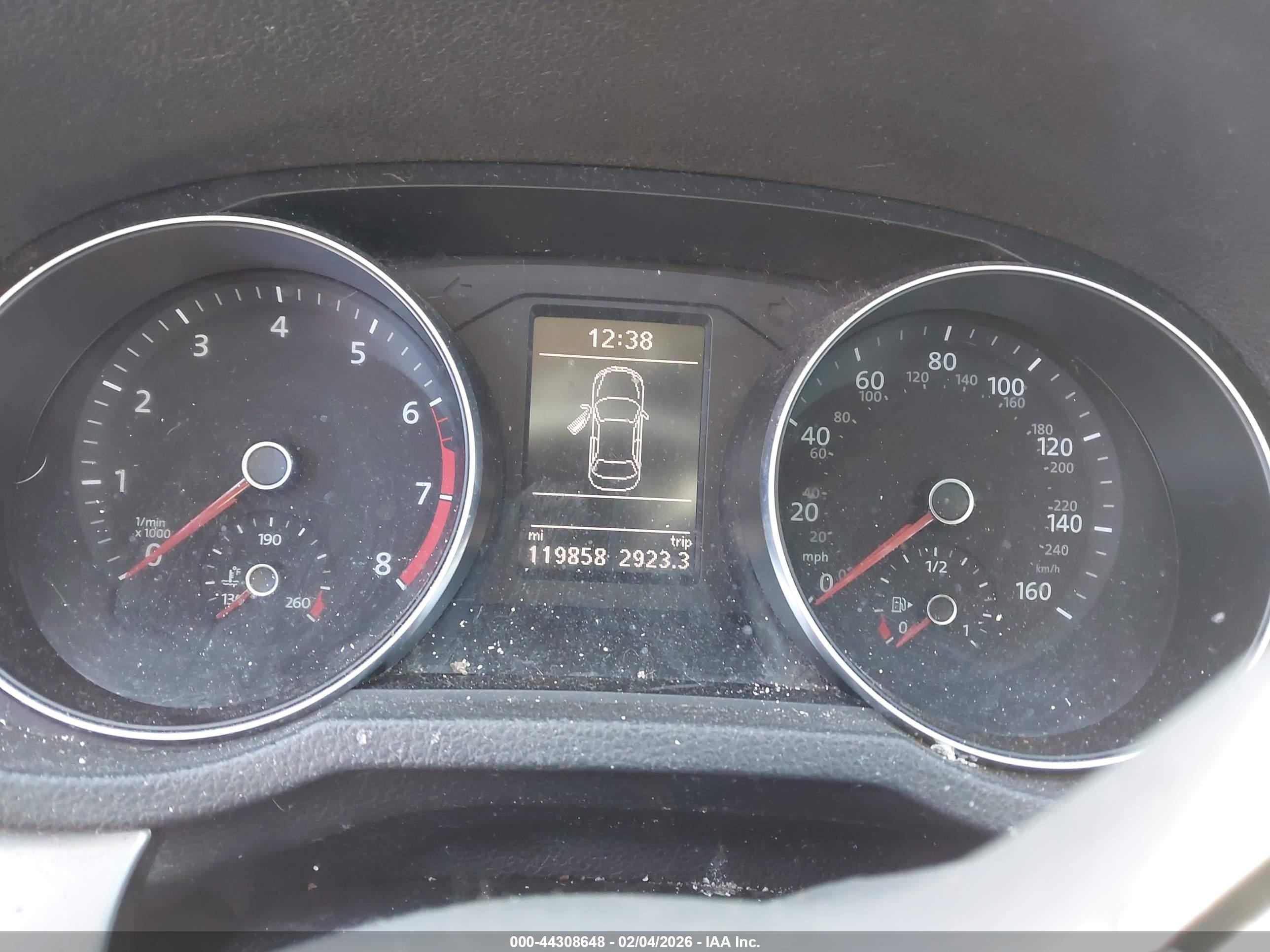 VOLKSWAGEN PASSAT image 7