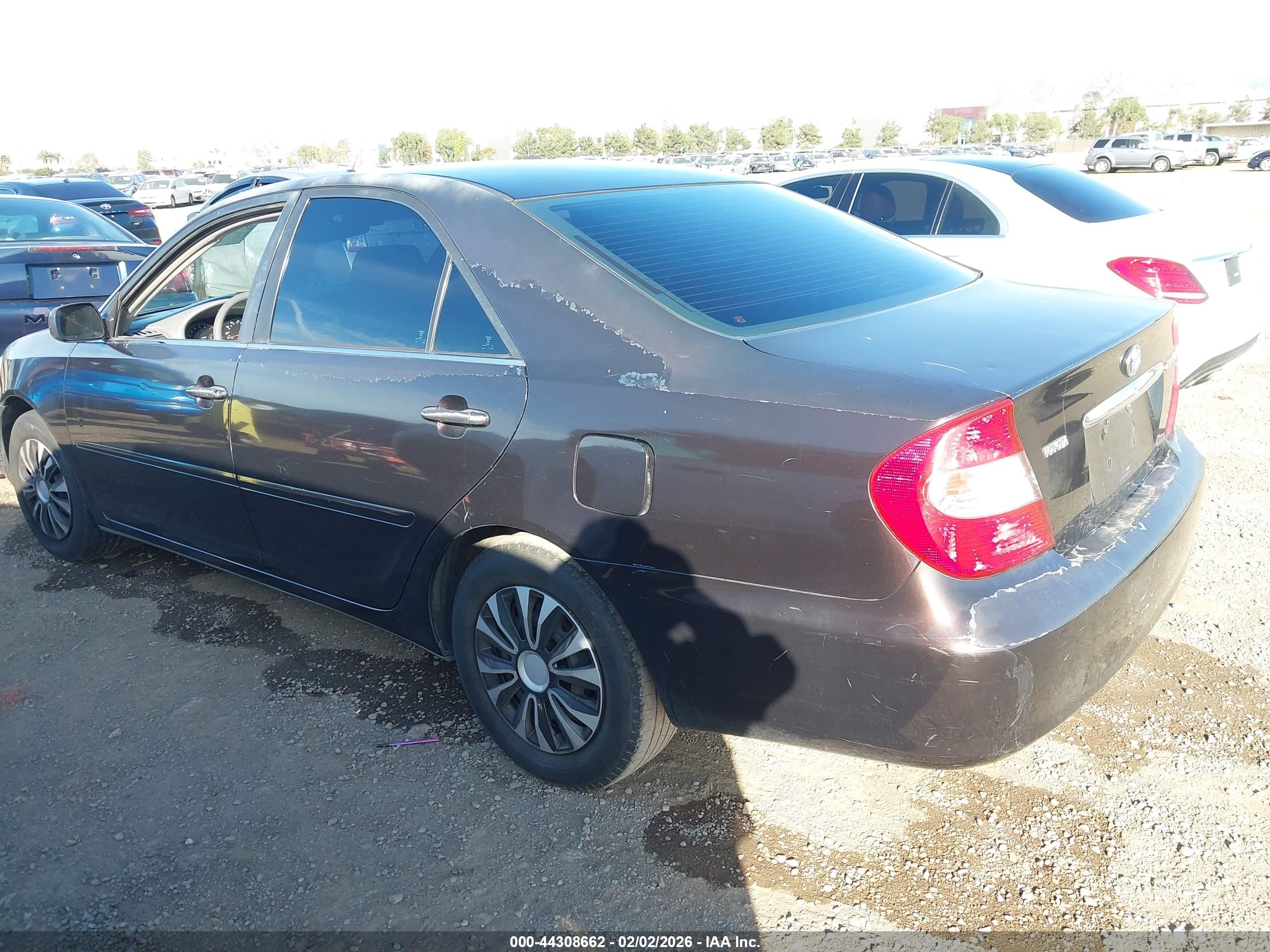 TOYOTA CAMRY image 3