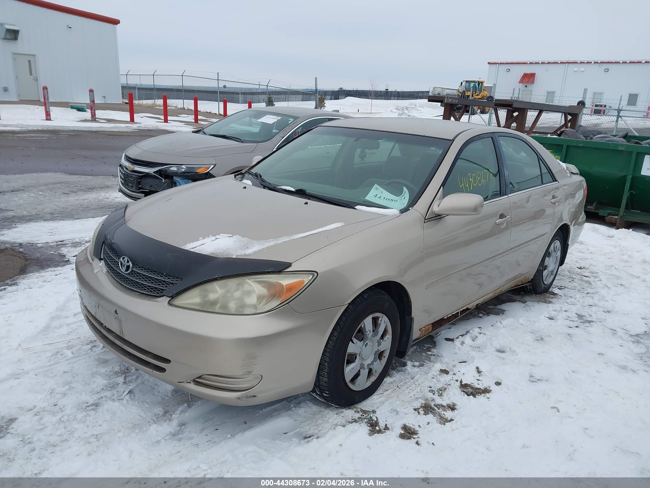 TOYOTA CAMRY image 2