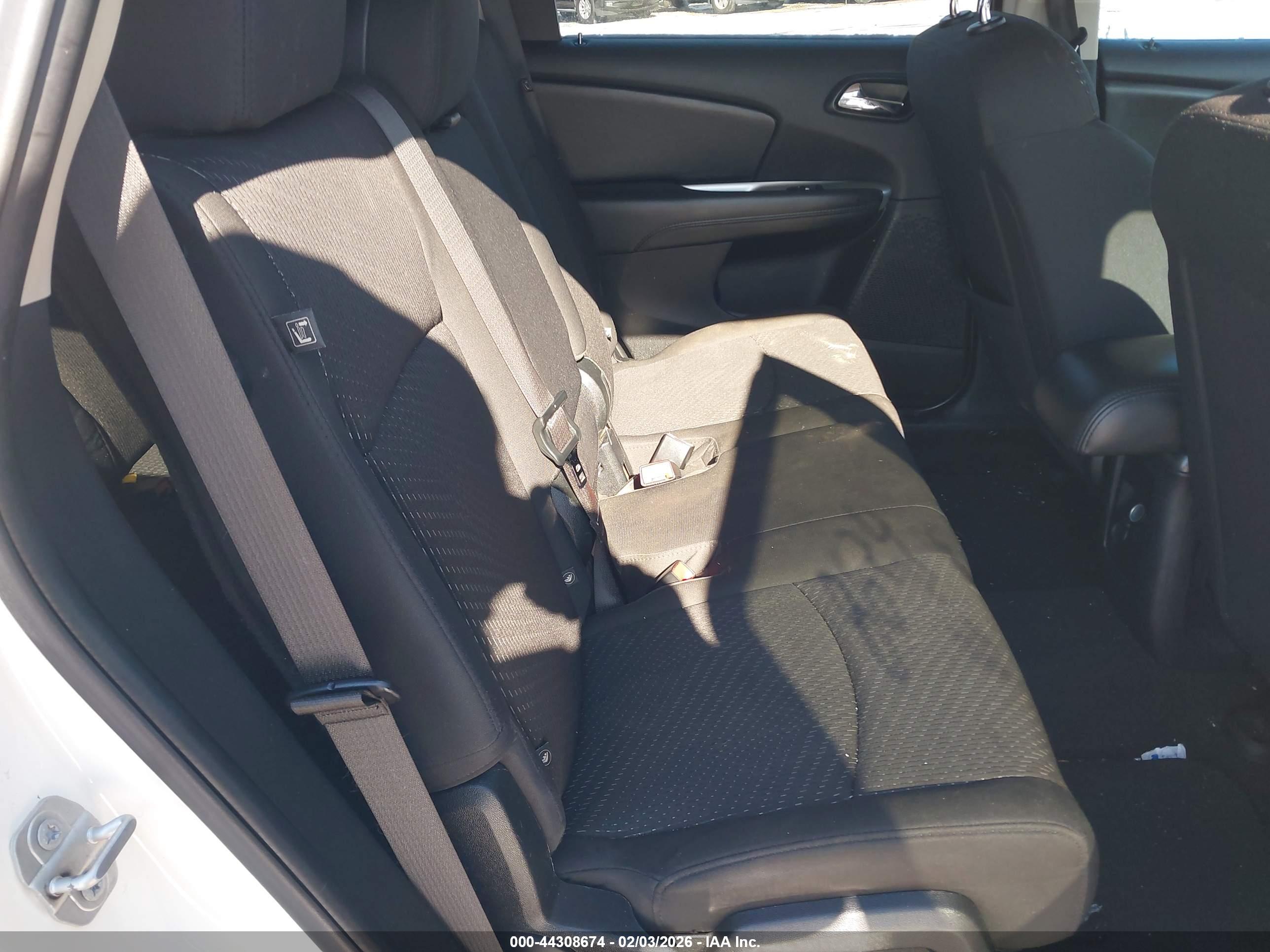 DODGE JOURNEY image 8