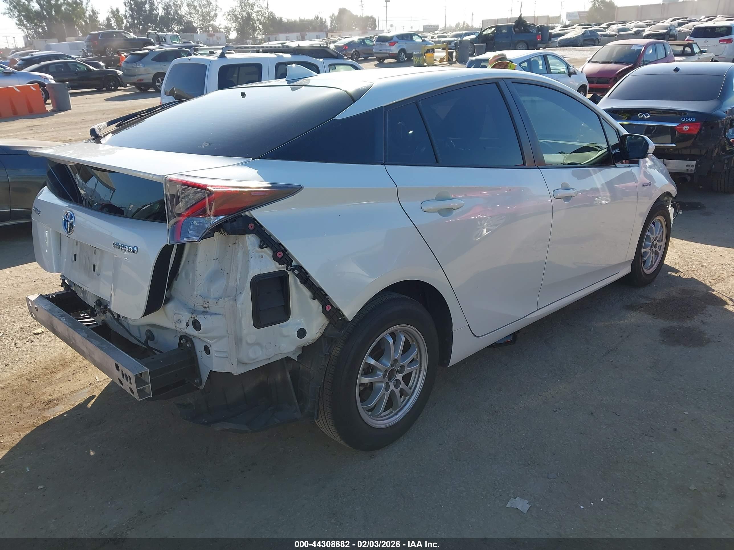 TOYOTA PRIUS image 4