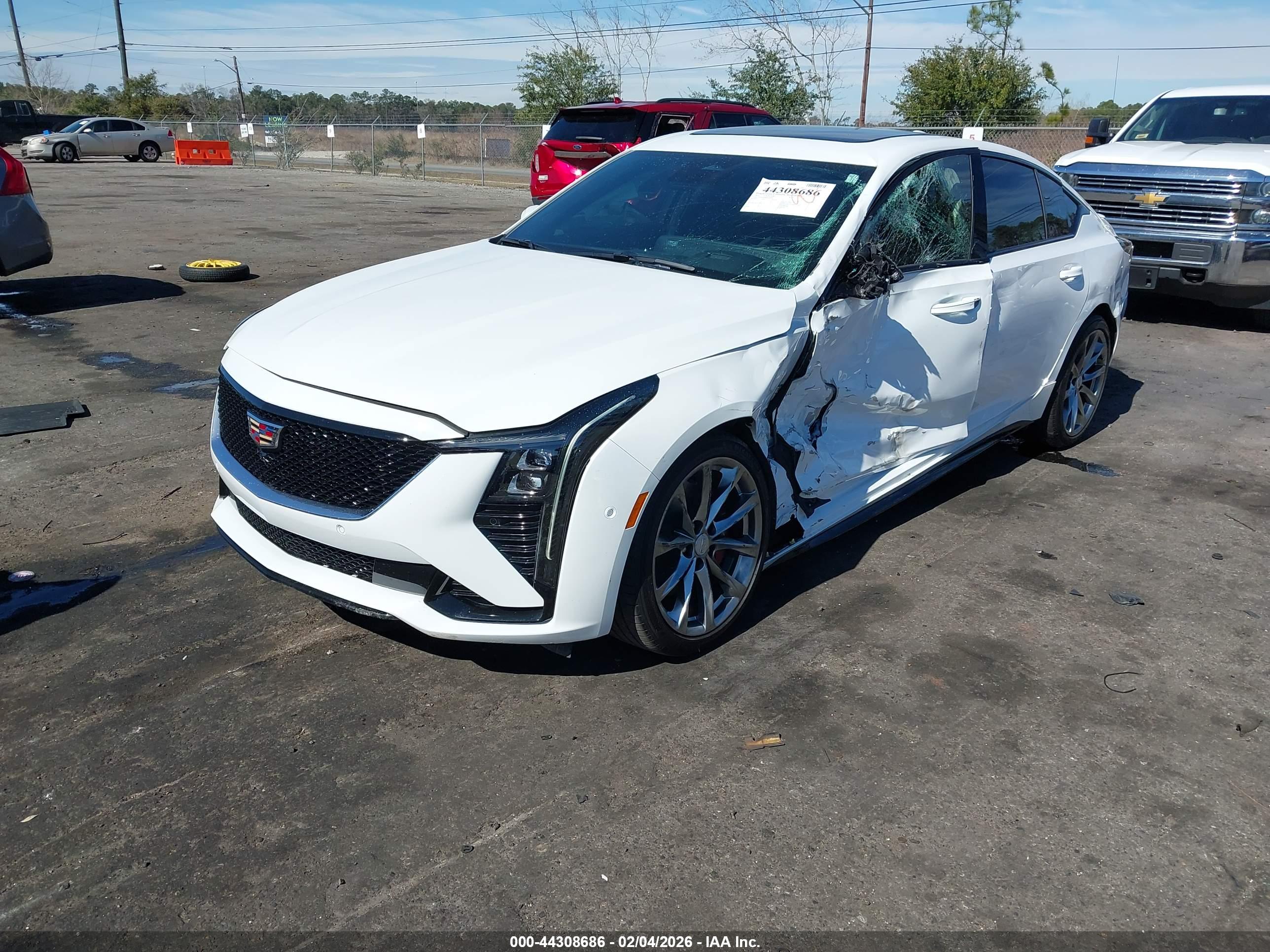 CADILLAC CT5 image 2