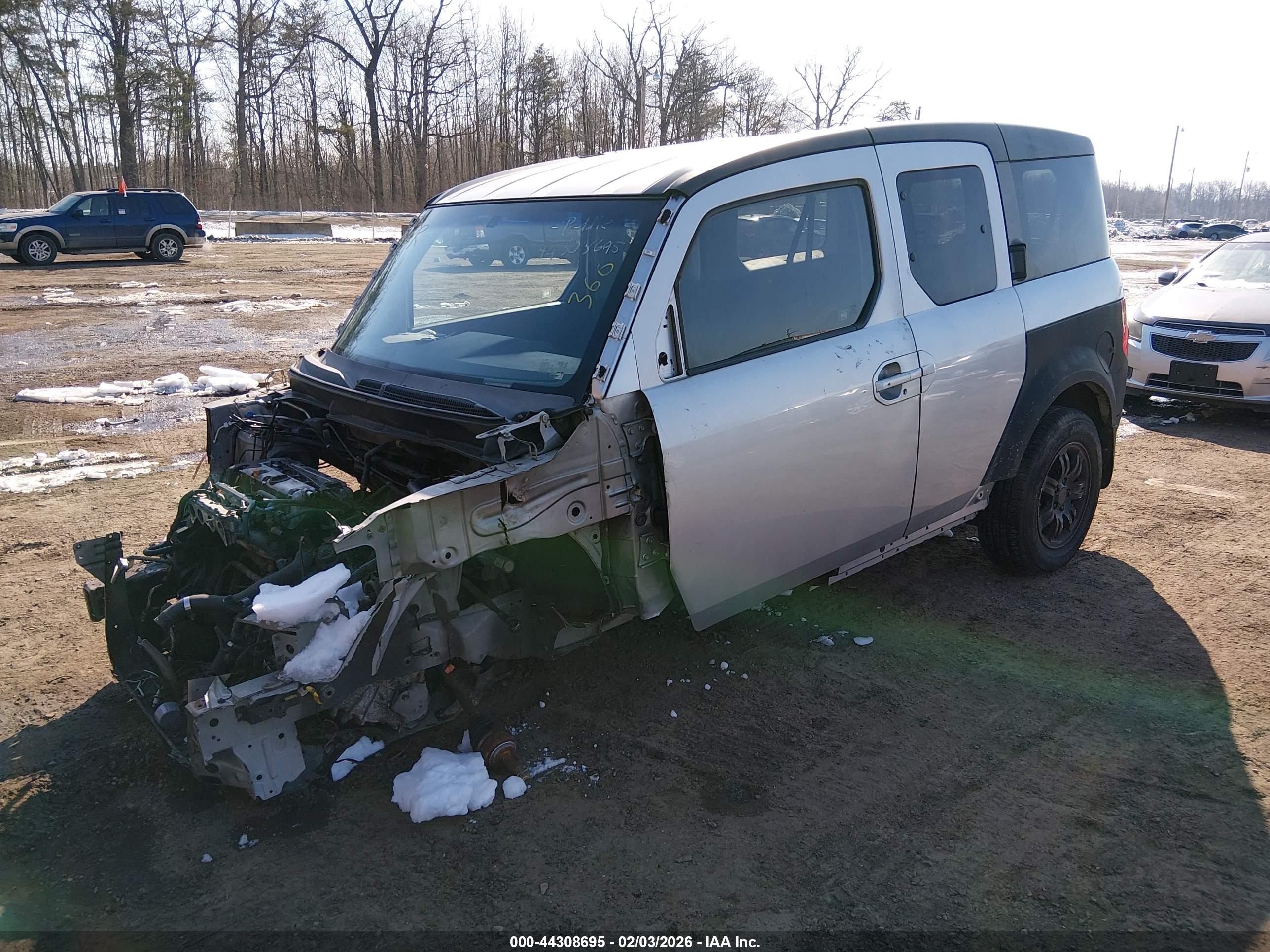 HONDA ELEMENT image 2