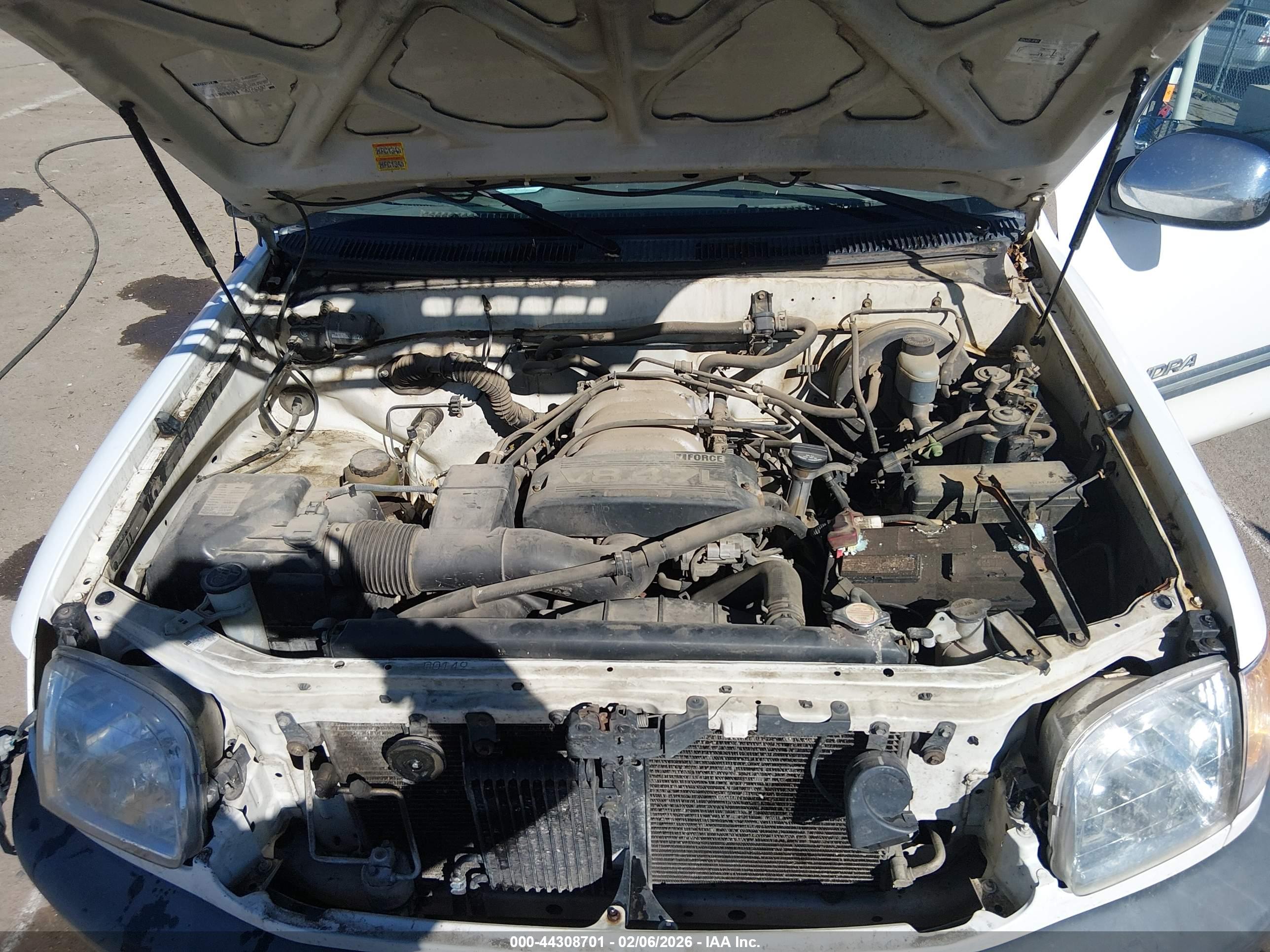 TOYOTA TUNDRA image 10