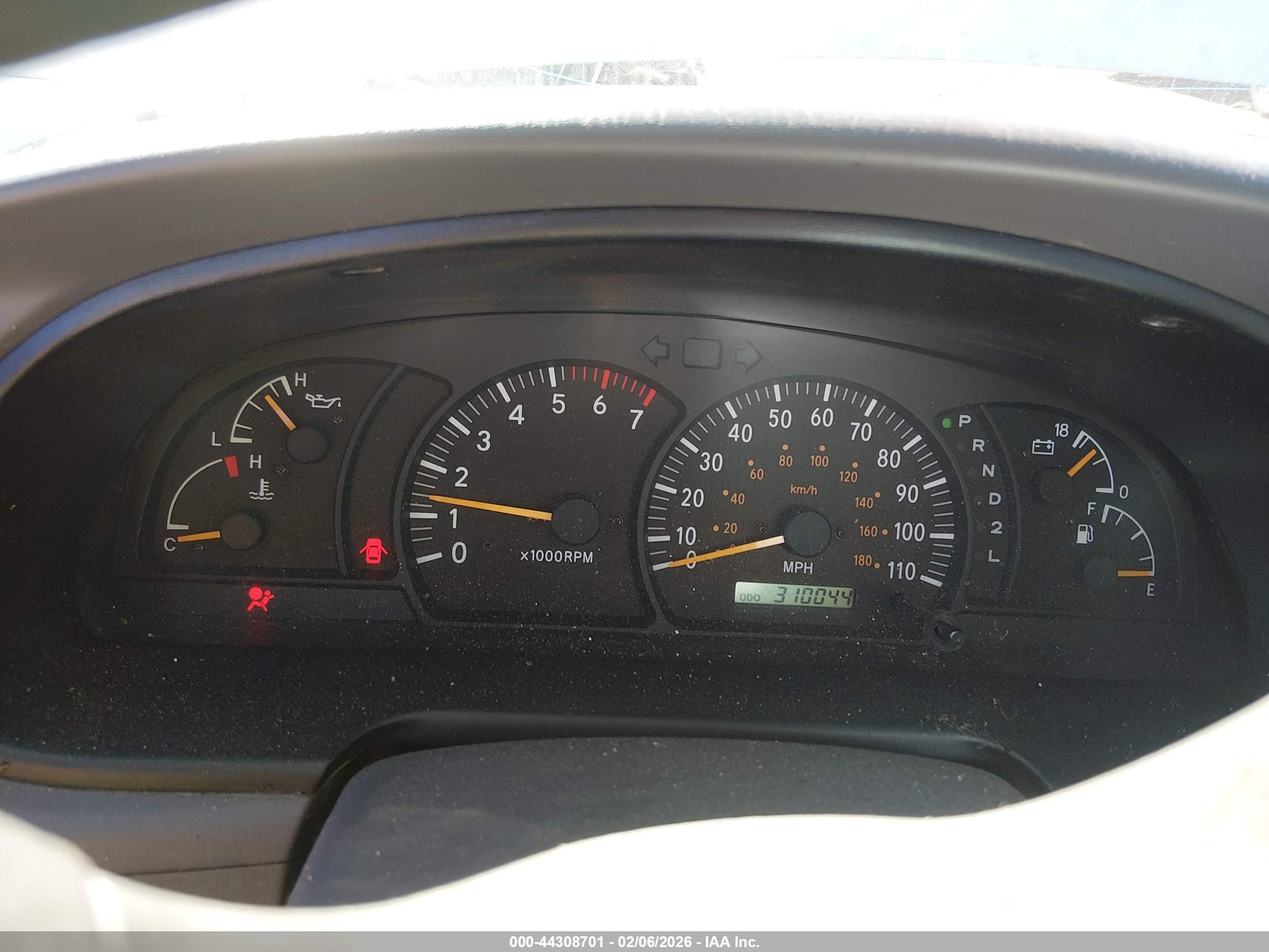 TOYOTA TUNDRA image 7