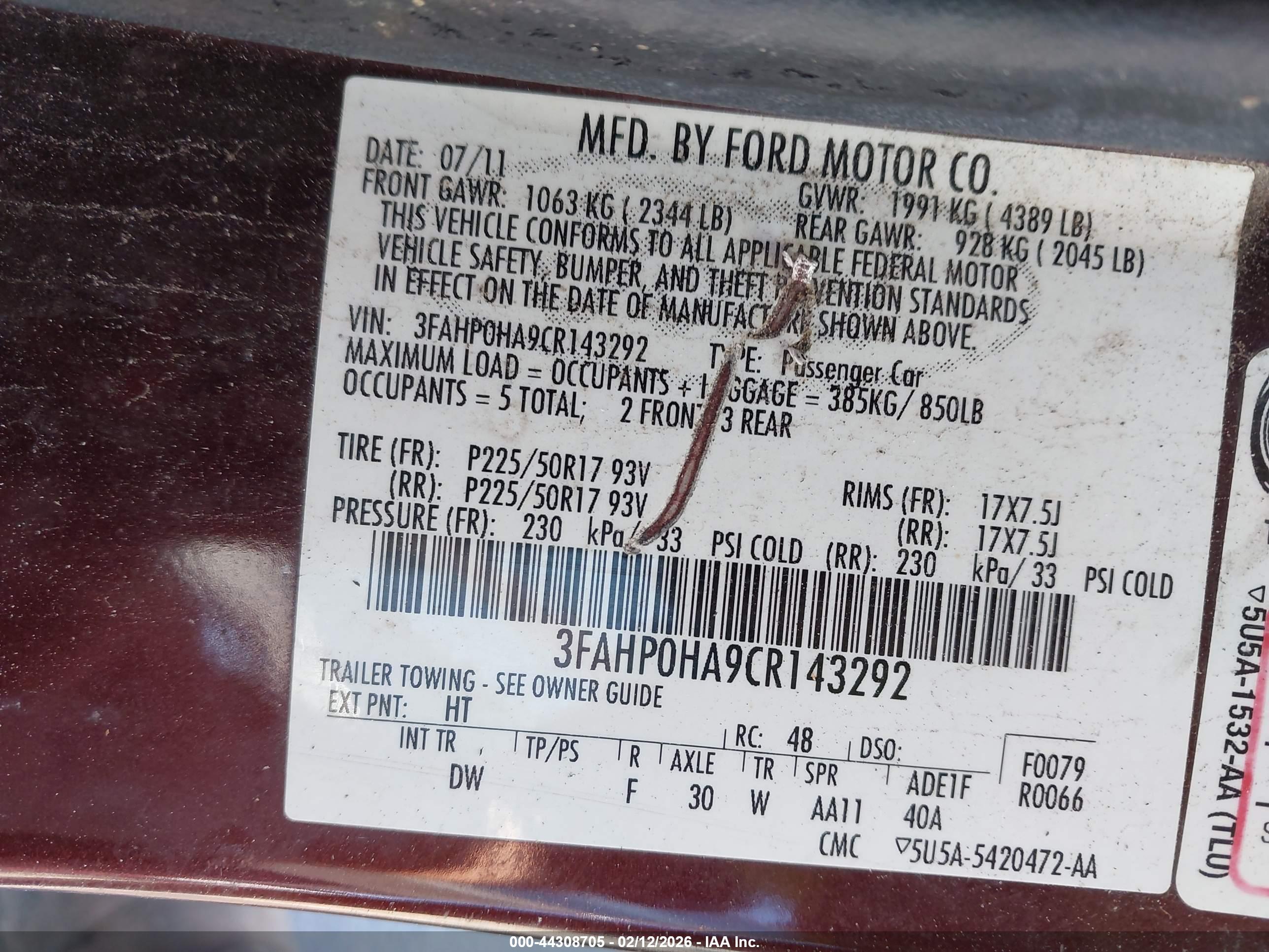 FORD FUSION image 9