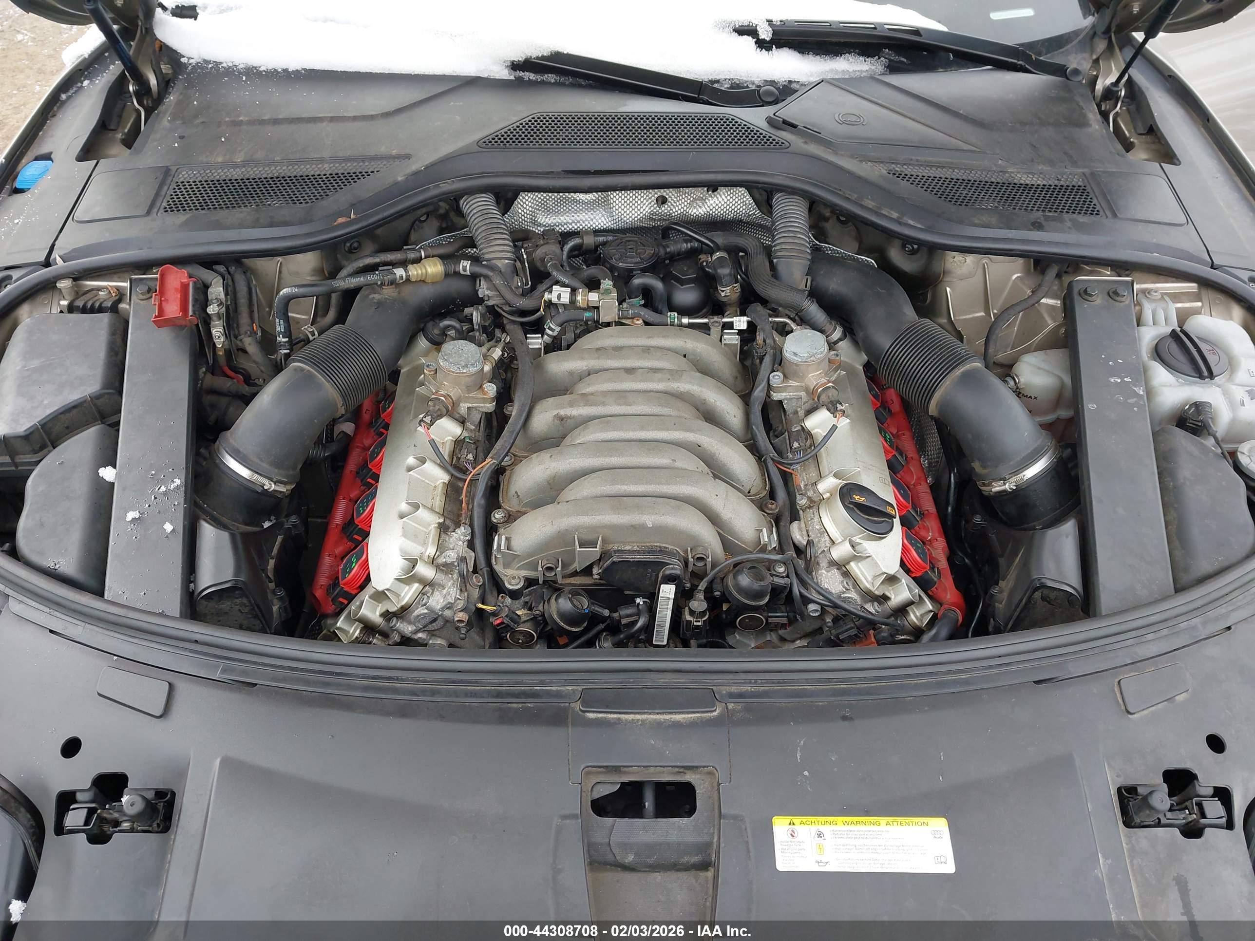 AUDI A8 image 10