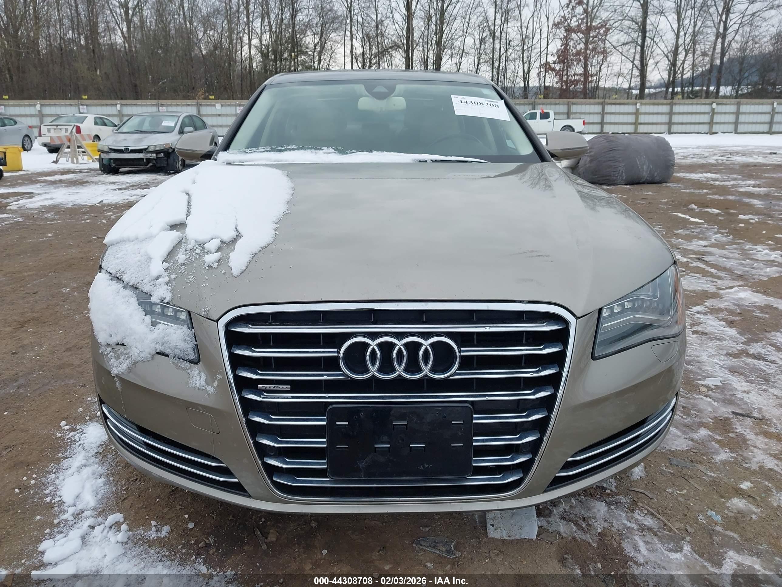 AUDI A8 image 6