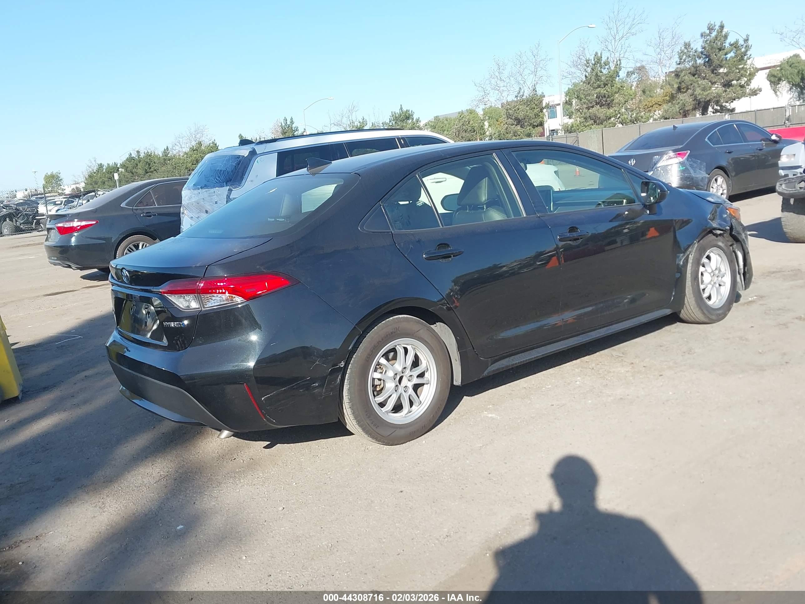TOYOTA COROLLA image 4