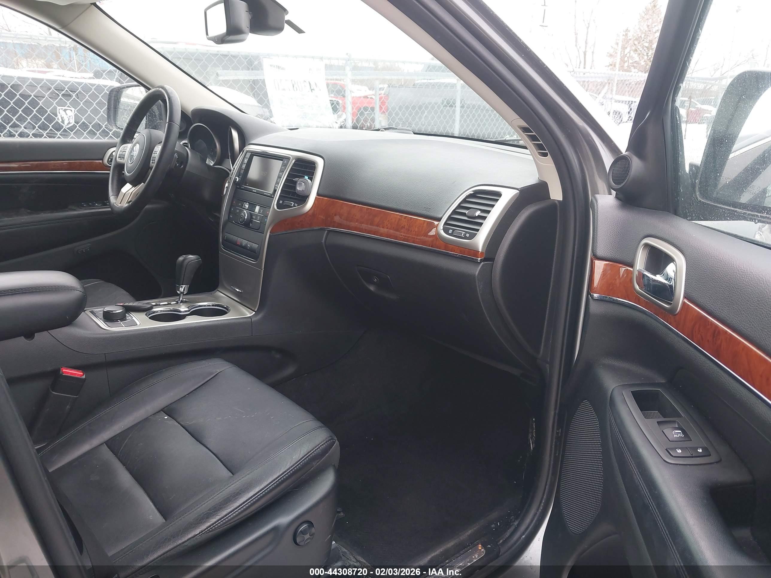 JEEP GRAND image 5