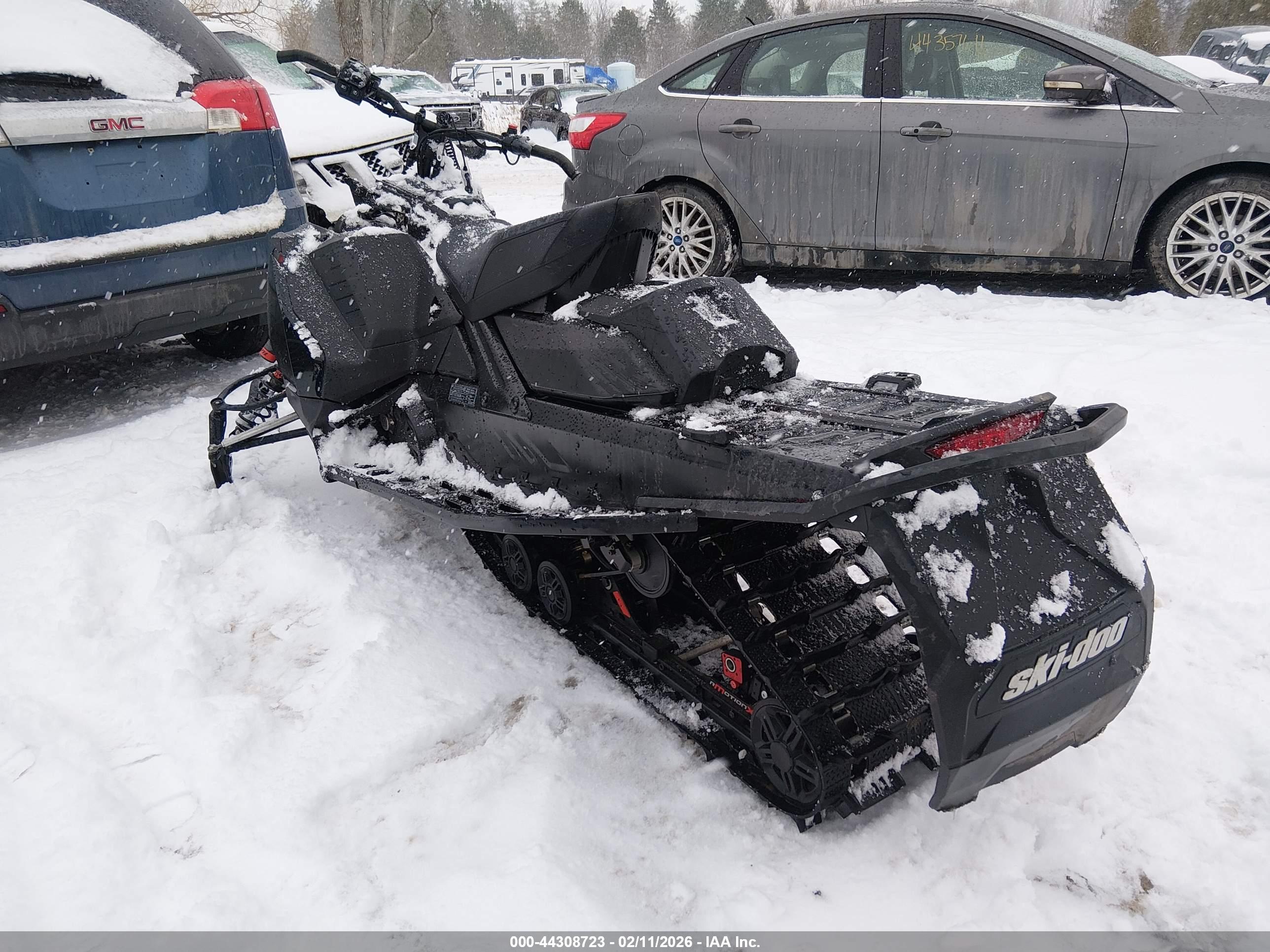 SKI-DOO MX image 3