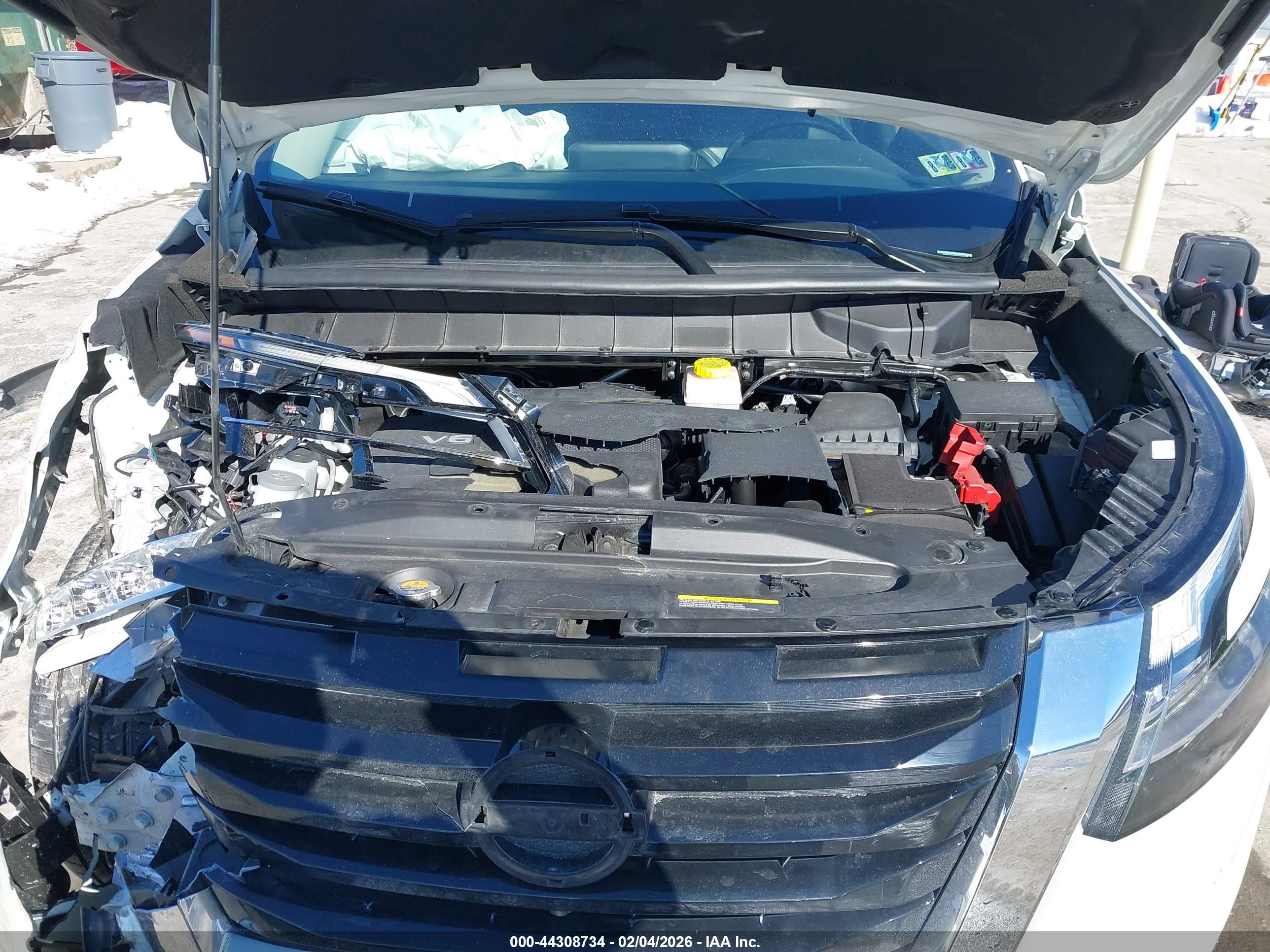 NISSAN PATHFINDER image 10