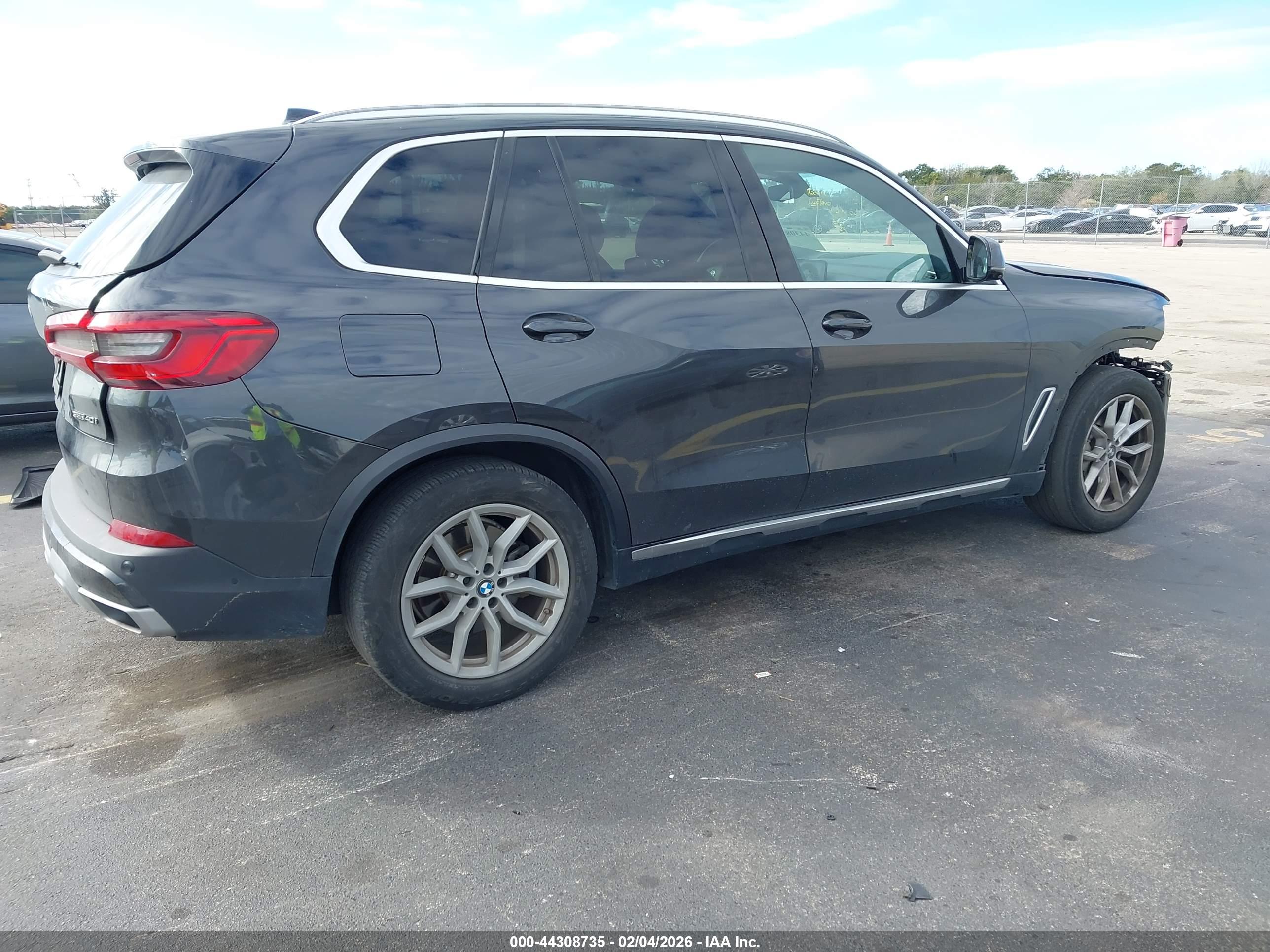 BMW X5 image 4