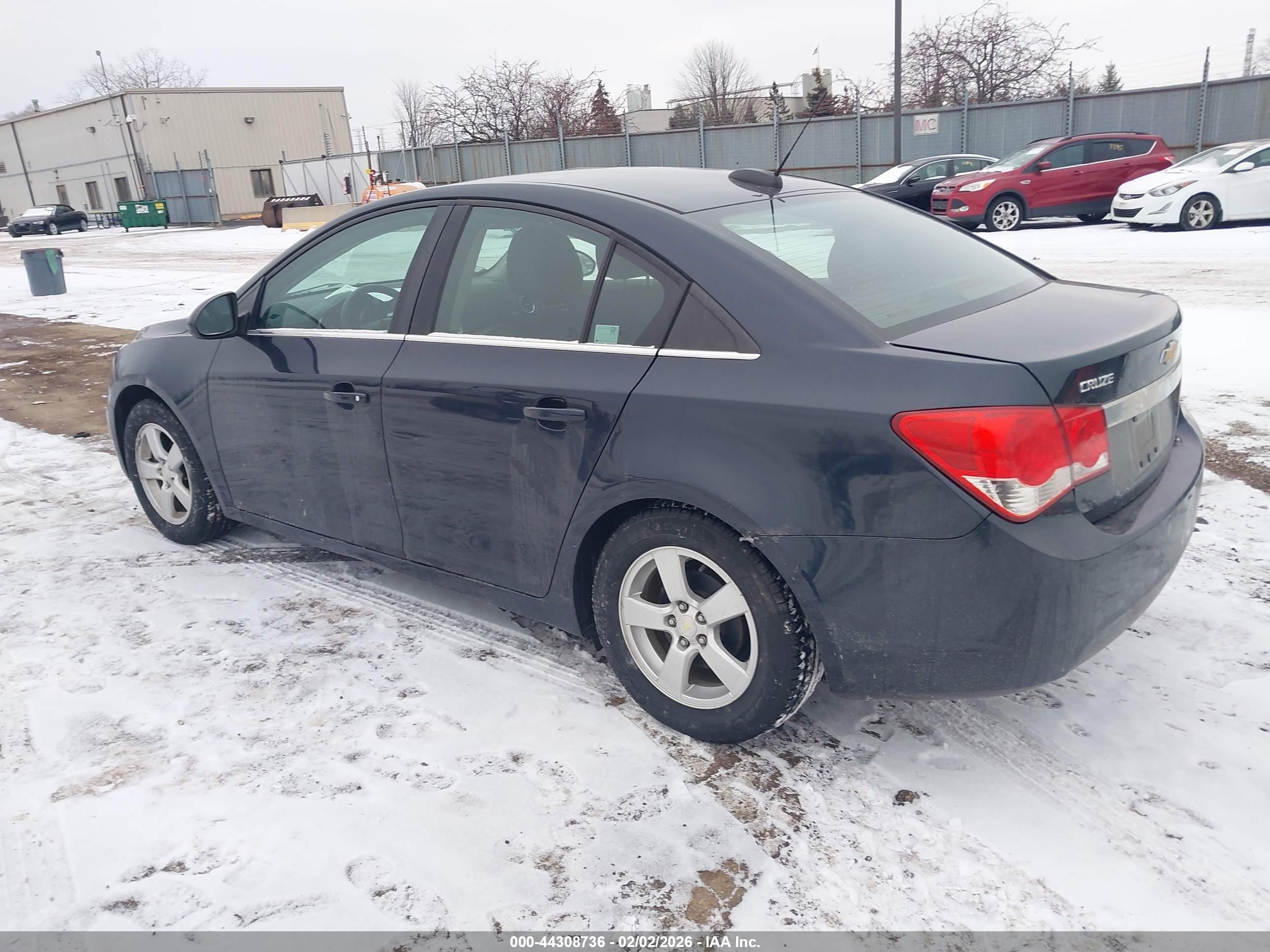 CHEVROLET CRUZE image 3