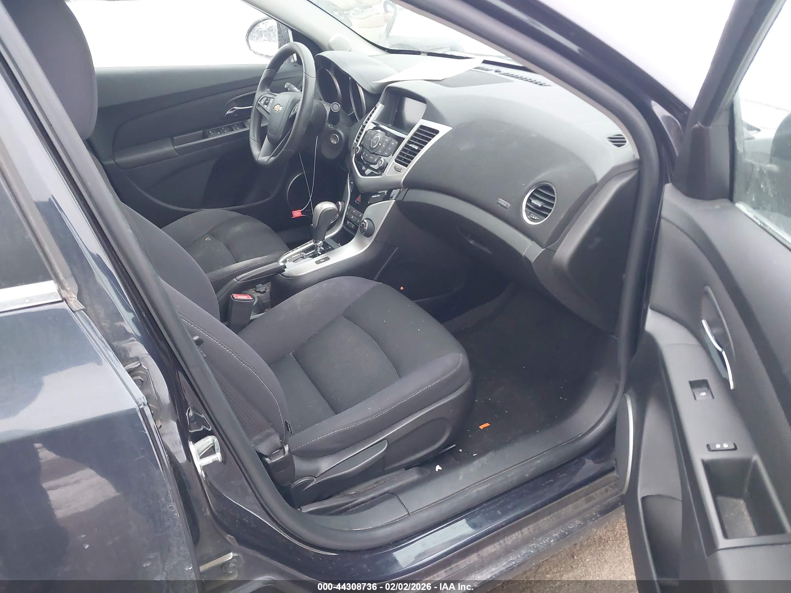 CHEVROLET CRUZE image 5