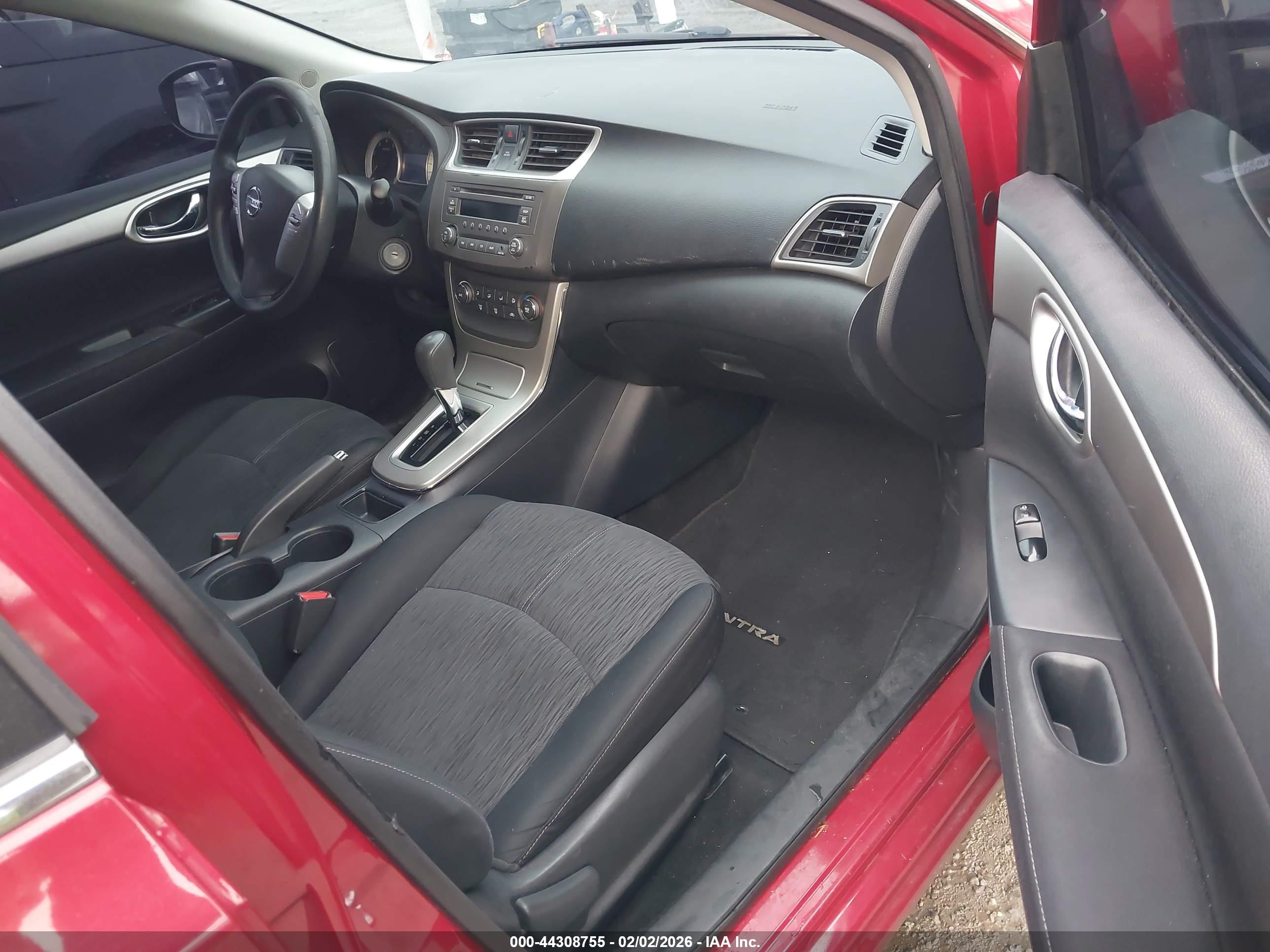 NISSAN SENTRA image 5