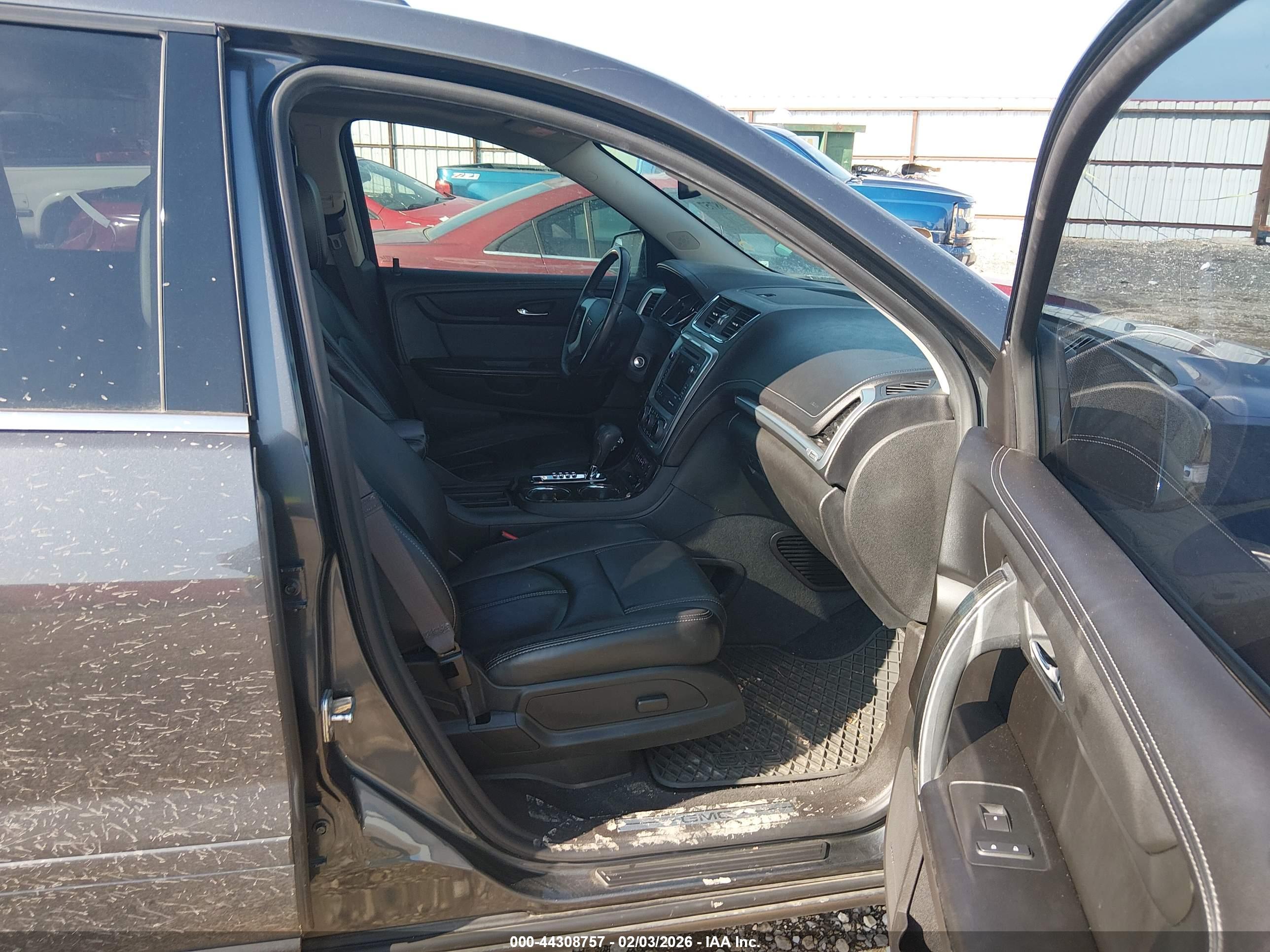 GMC ACADIA image 5