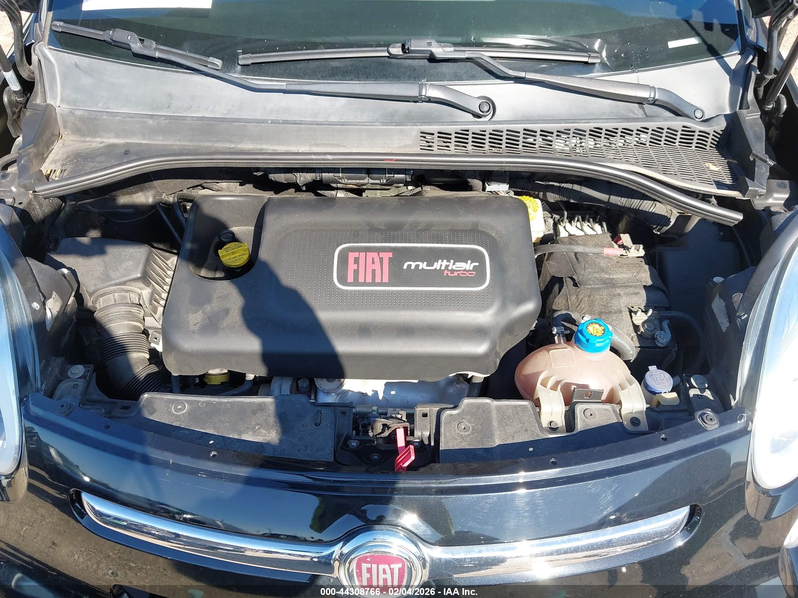 FIAT 500L image 10