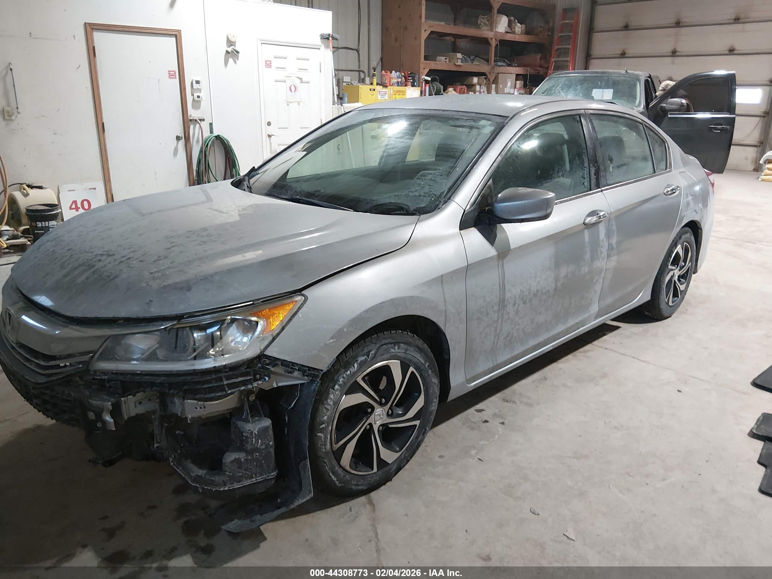 HONDA ACCORD image 2