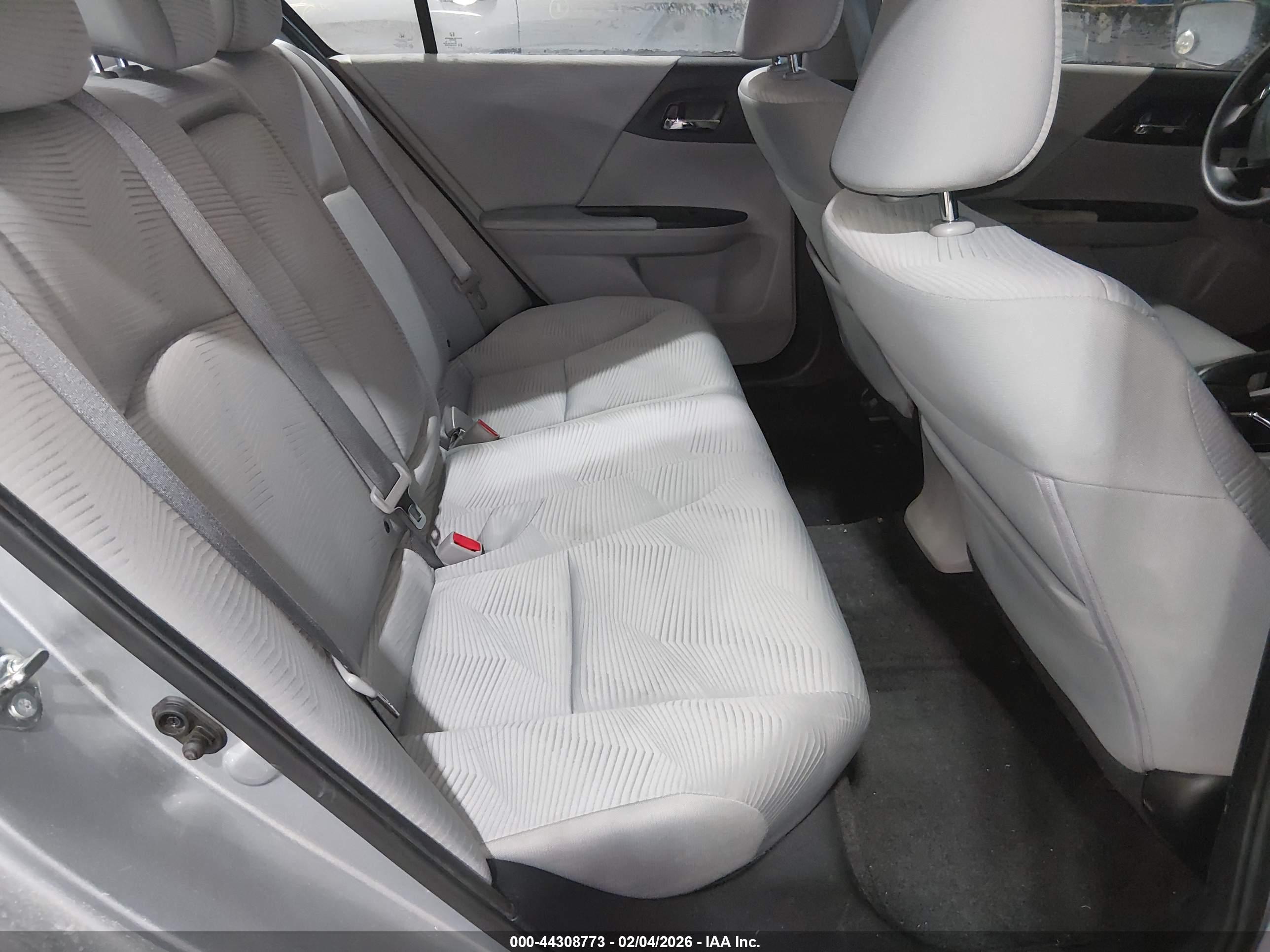 HONDA ACCORD image 8