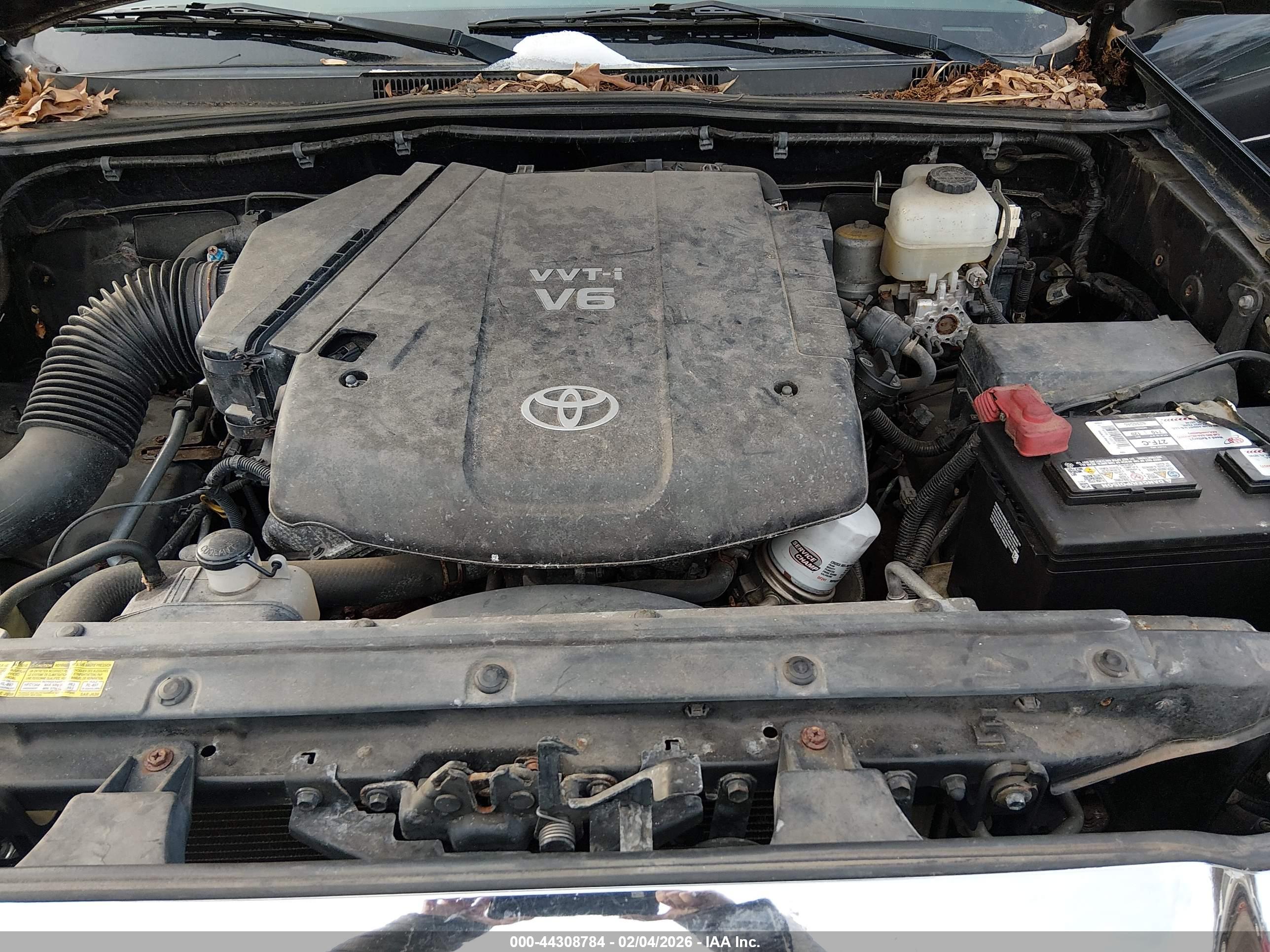 TOYOTA TACOMA image 10