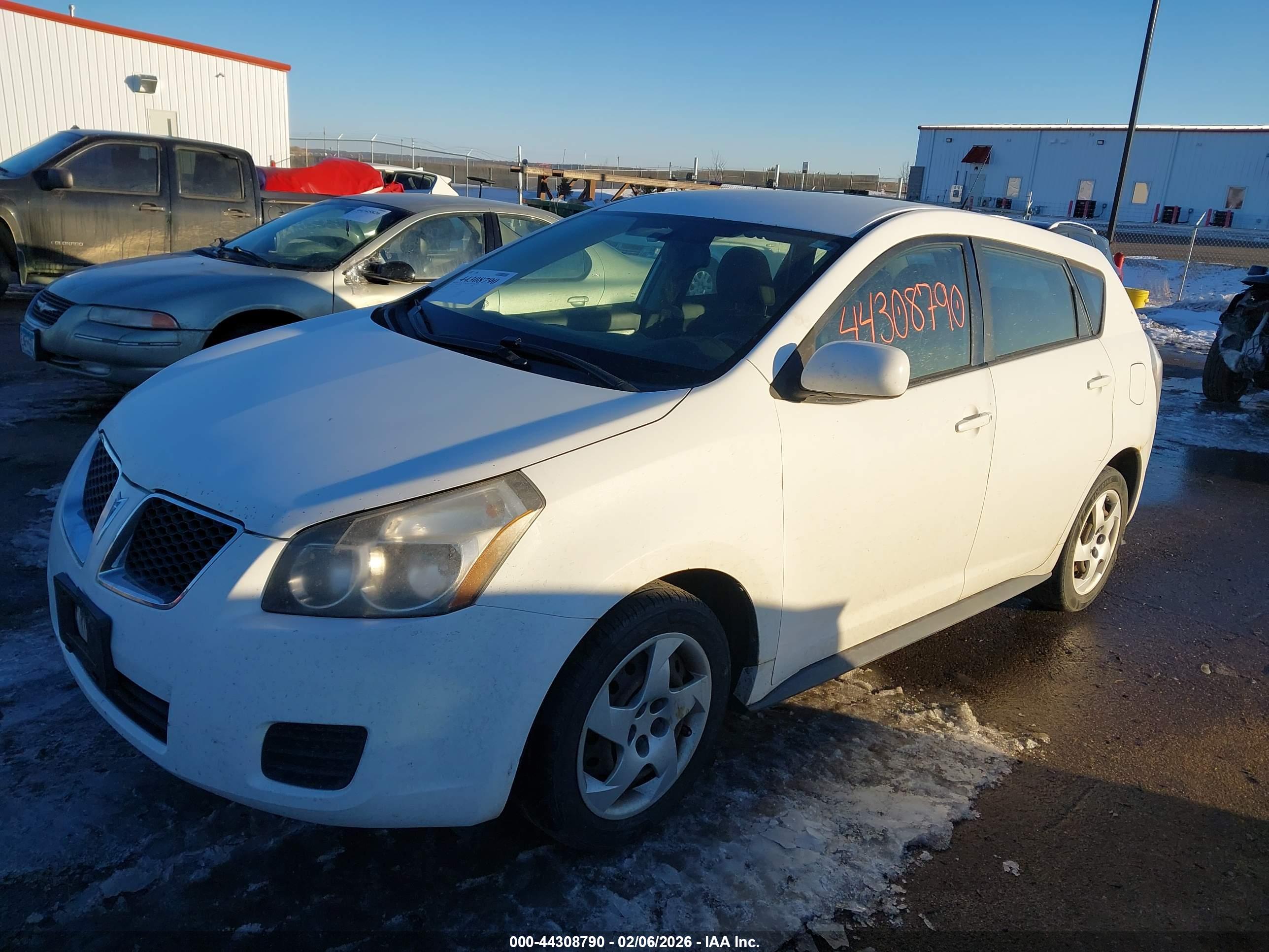 PONTIAC VIBE image 2