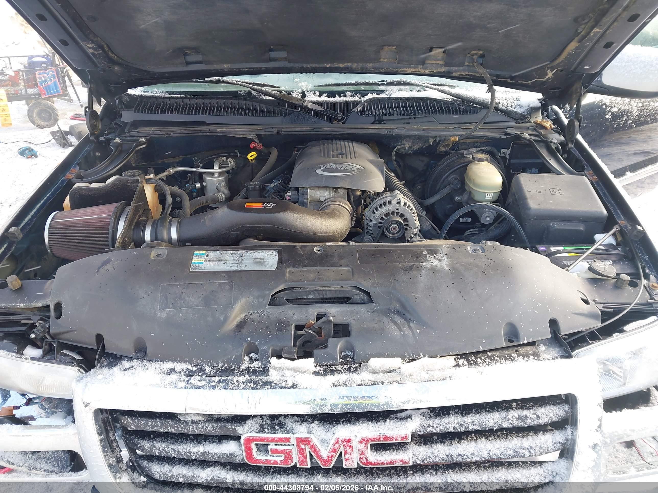 GMC SIERRA image 10