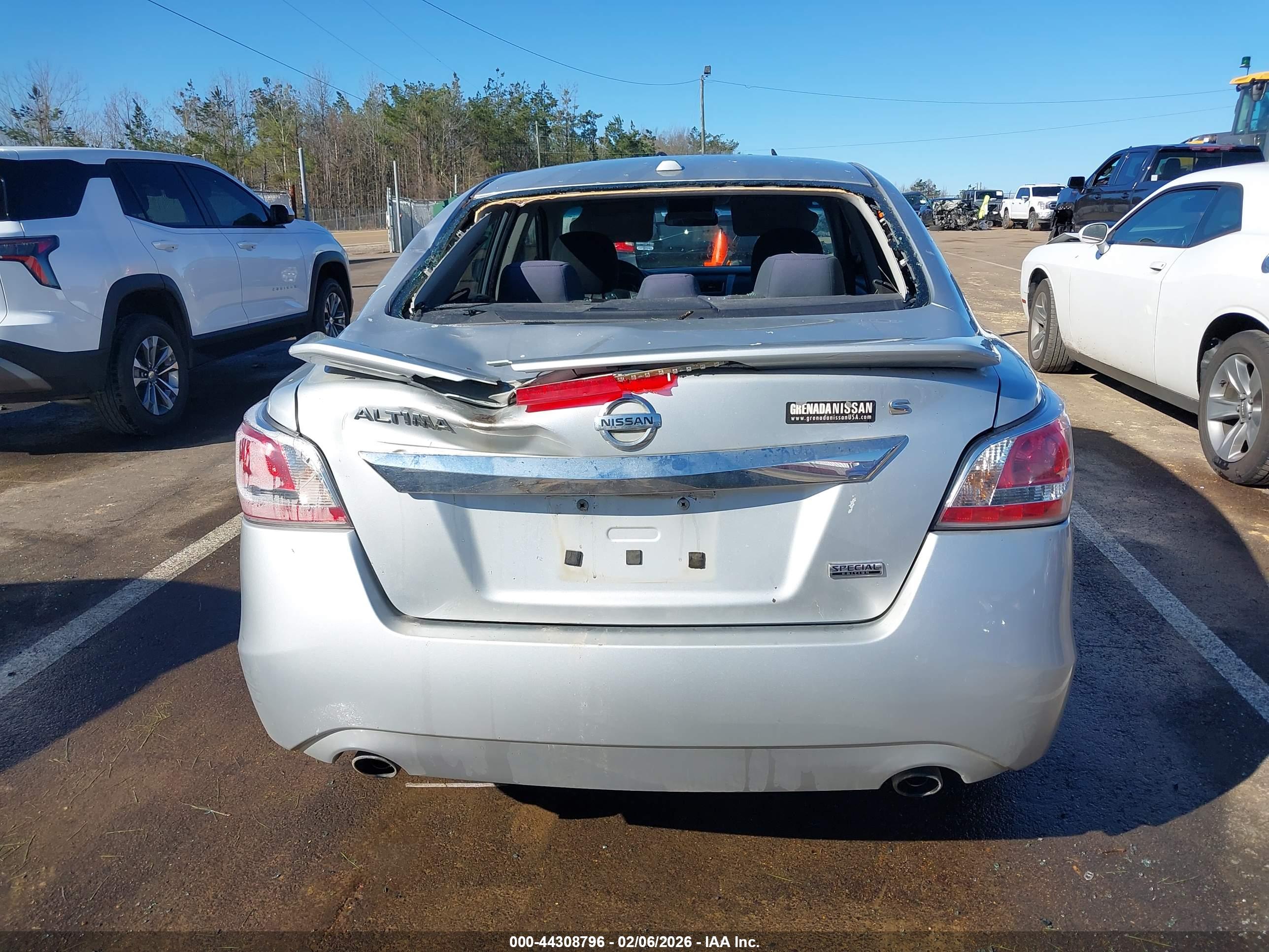 NISSAN ALTIMA image 6