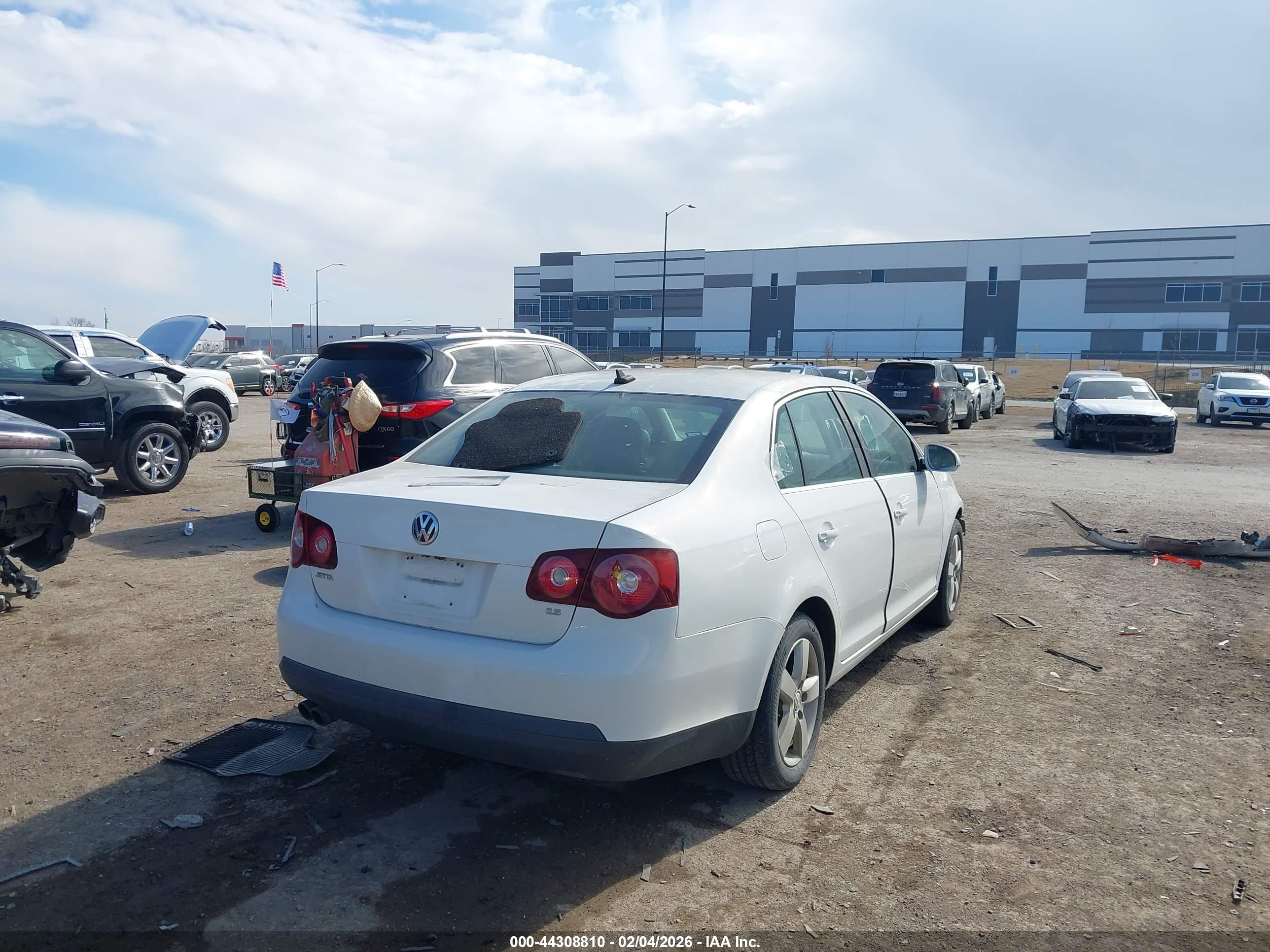 VOLKSWAGEN JETTA image 4