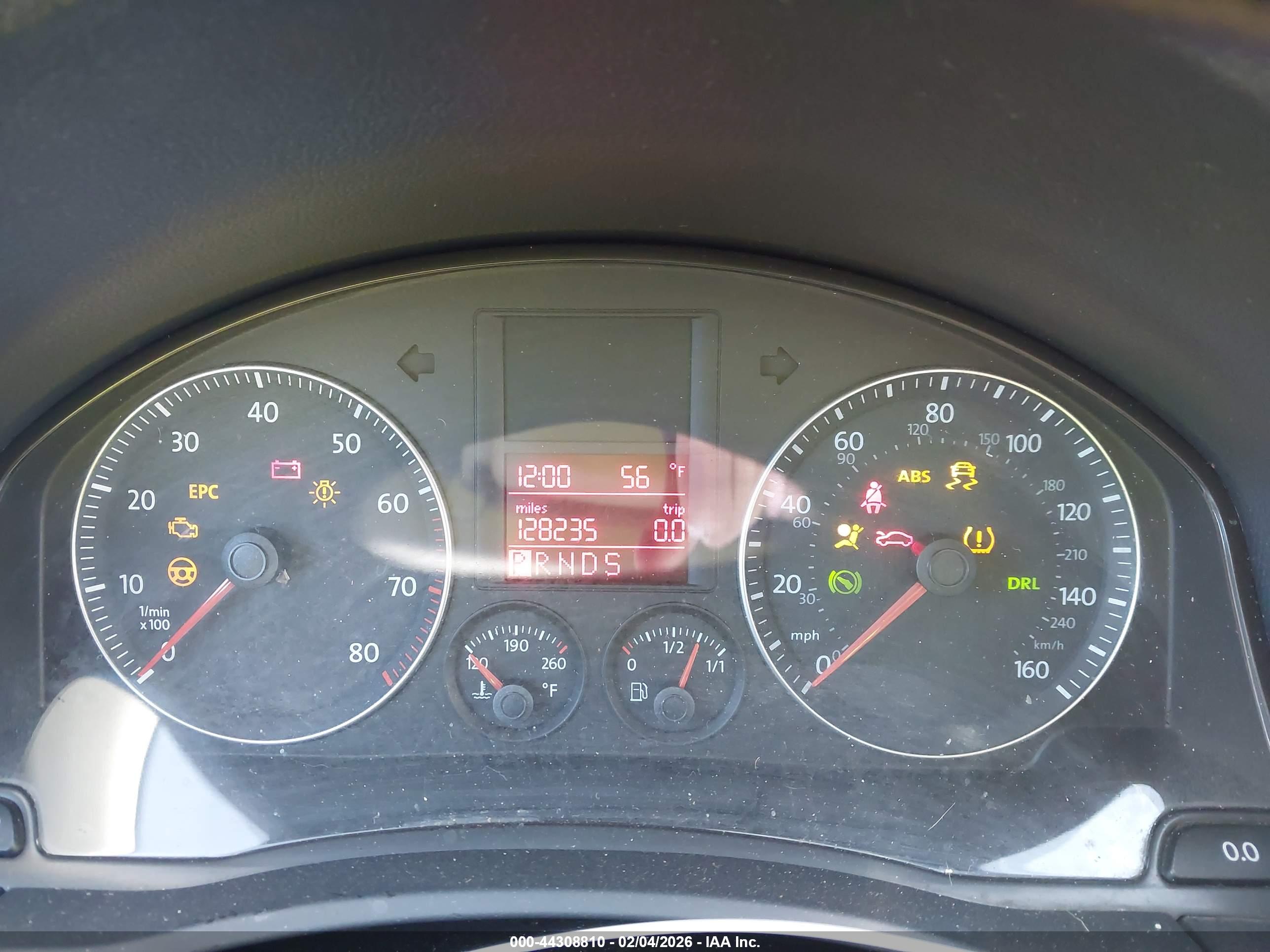 VOLKSWAGEN JETTA image 7