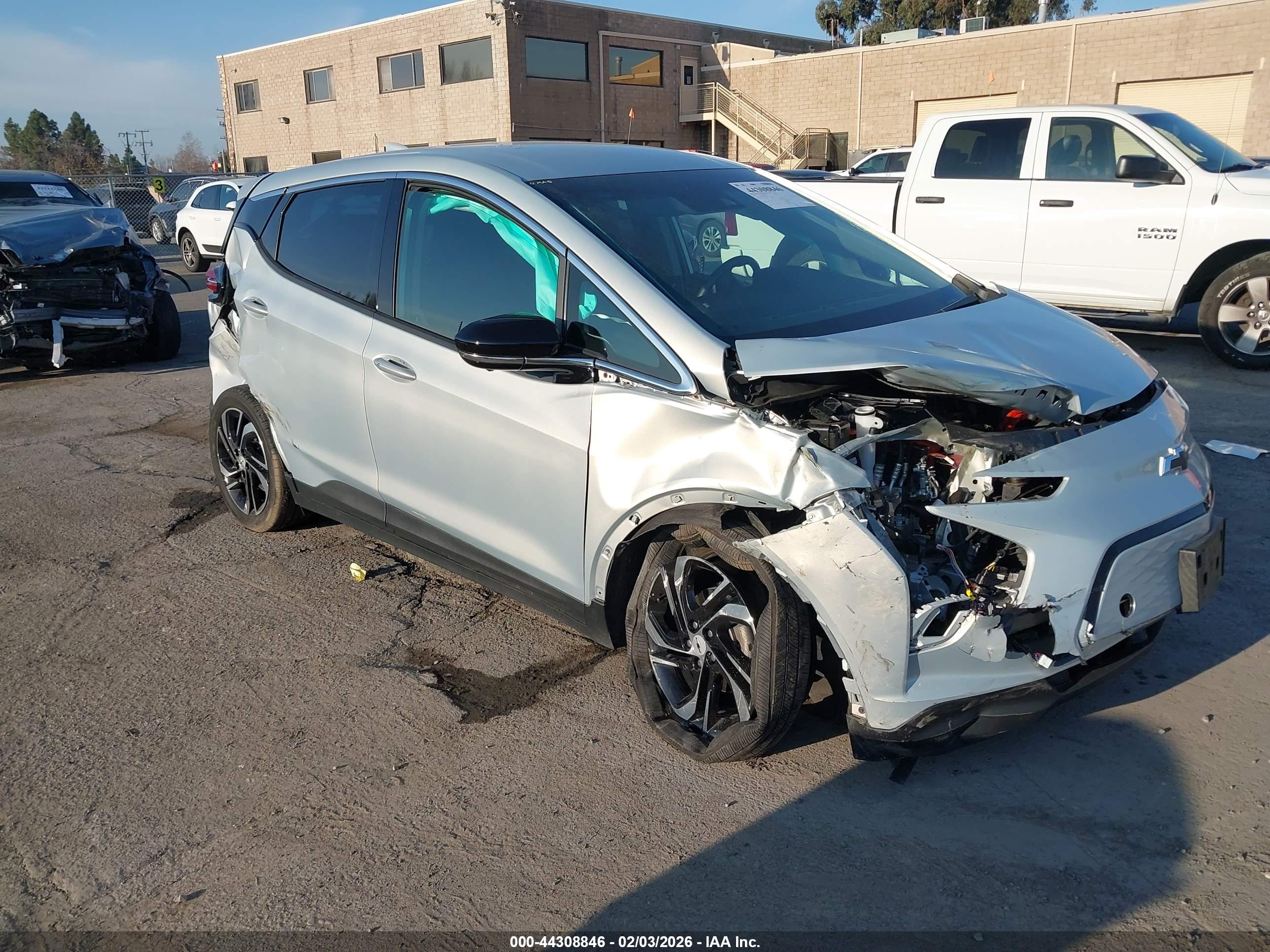 CHEVROLET BOLT image 6