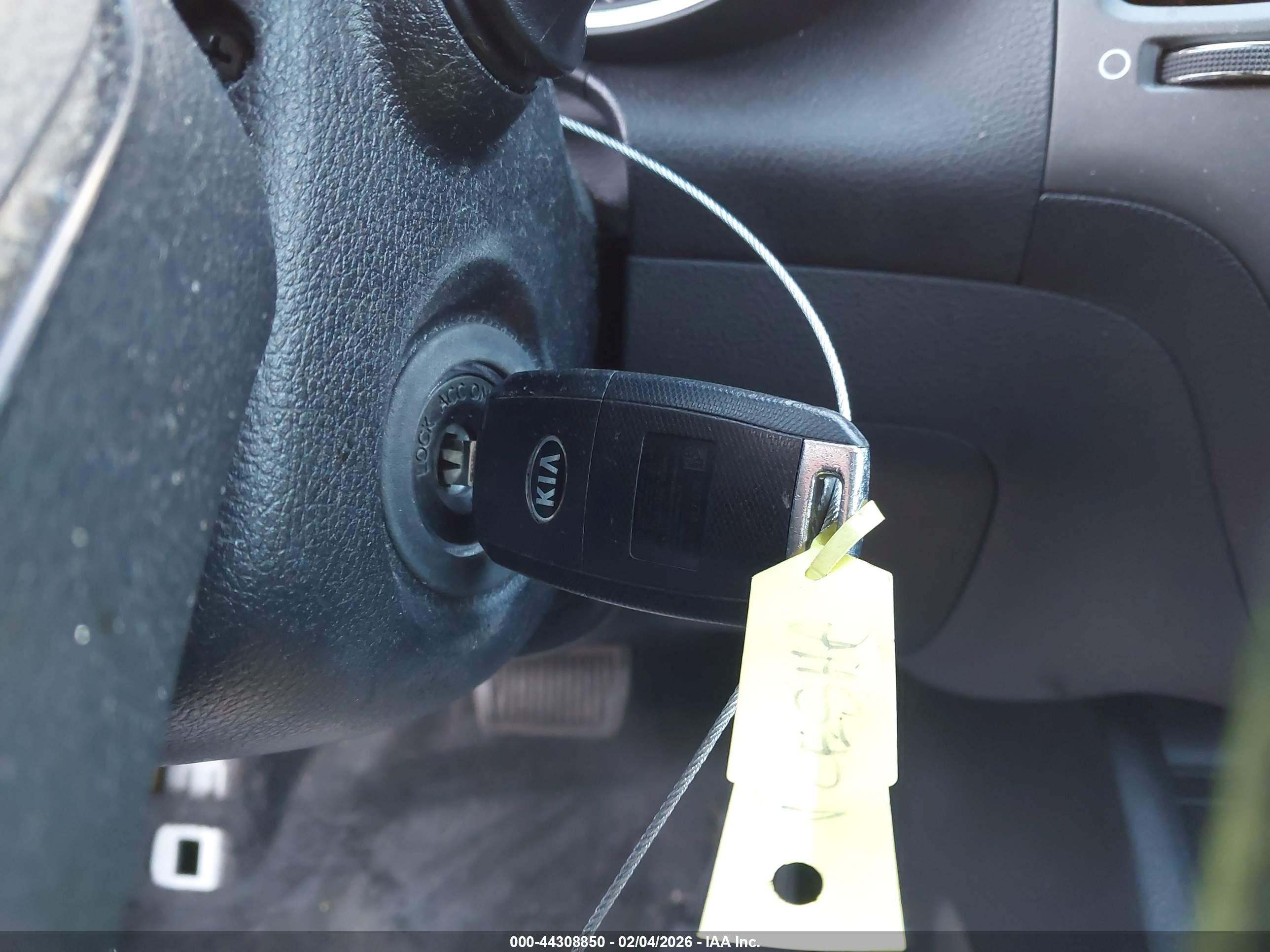 KIA FORTE image 11