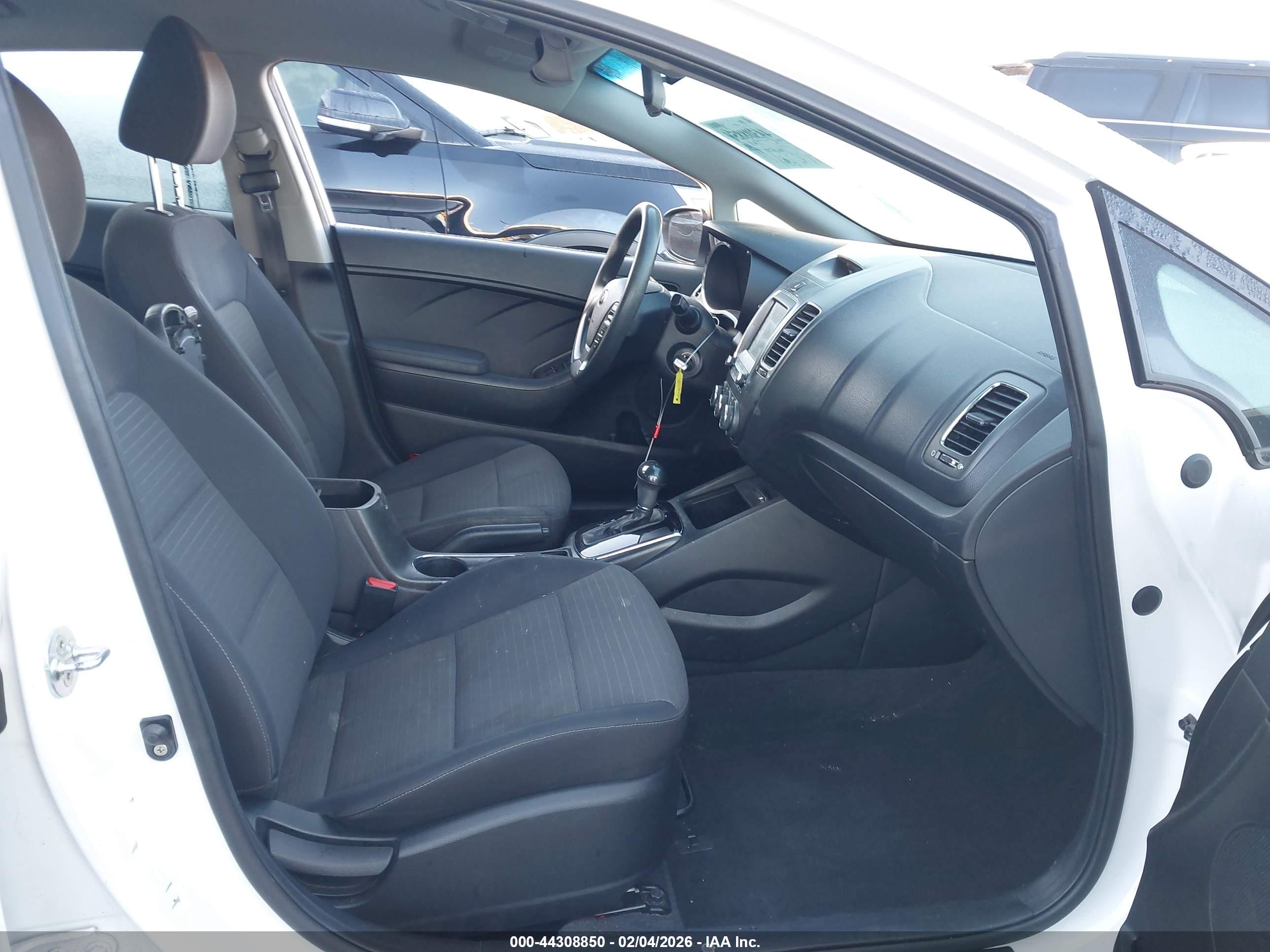 KIA FORTE image 5