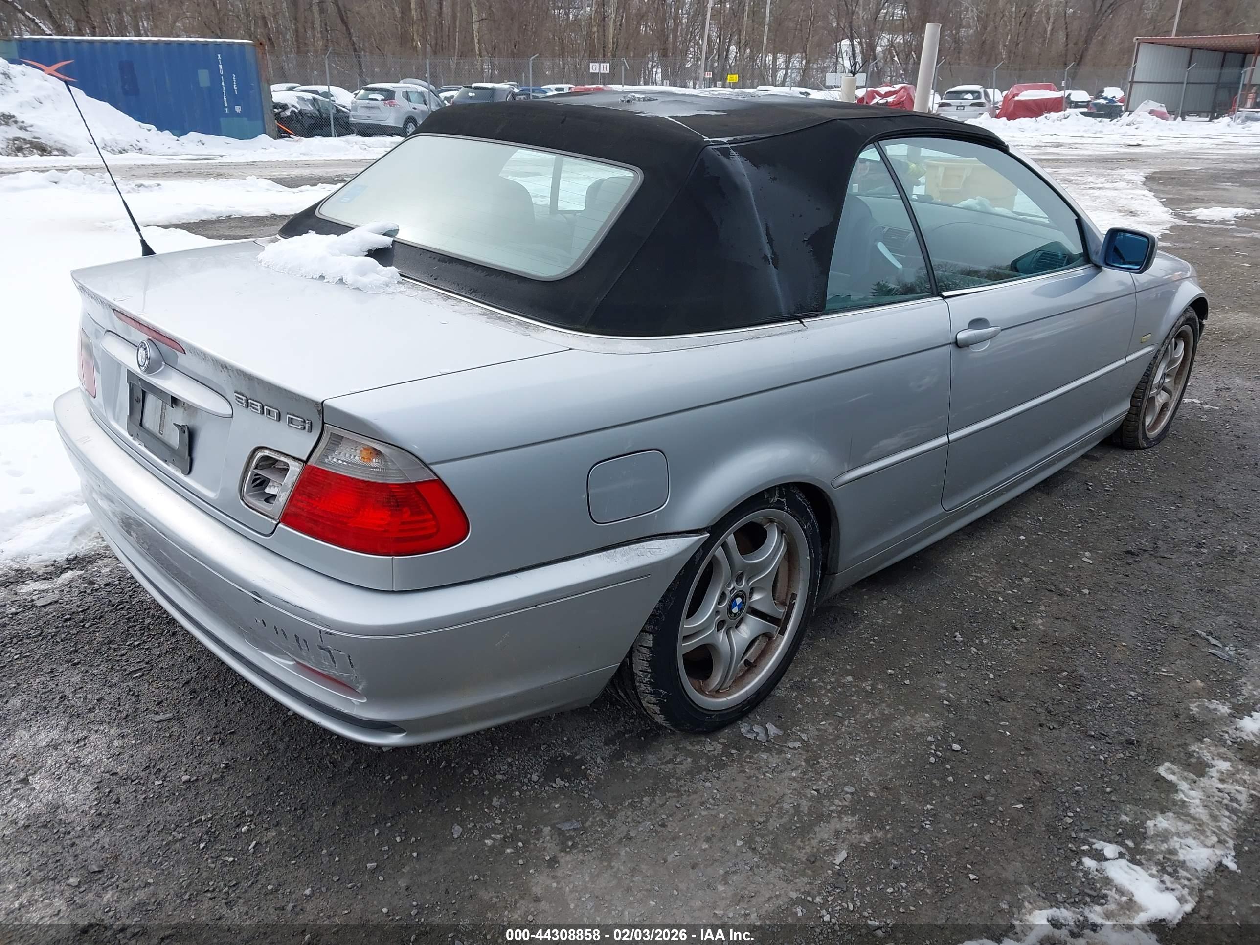 BMW 330CI image 4