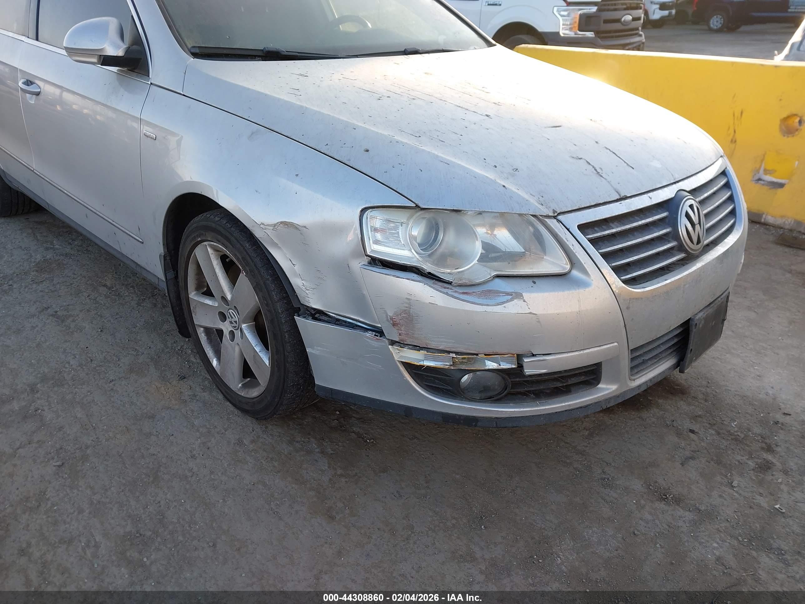 VOLKSWAGEN PASSAT image 6