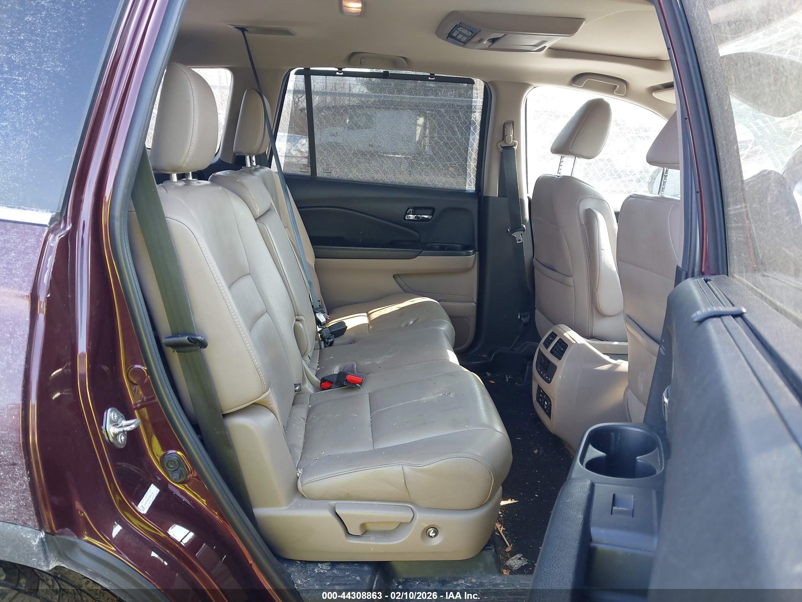 HONDA PILOT image 8