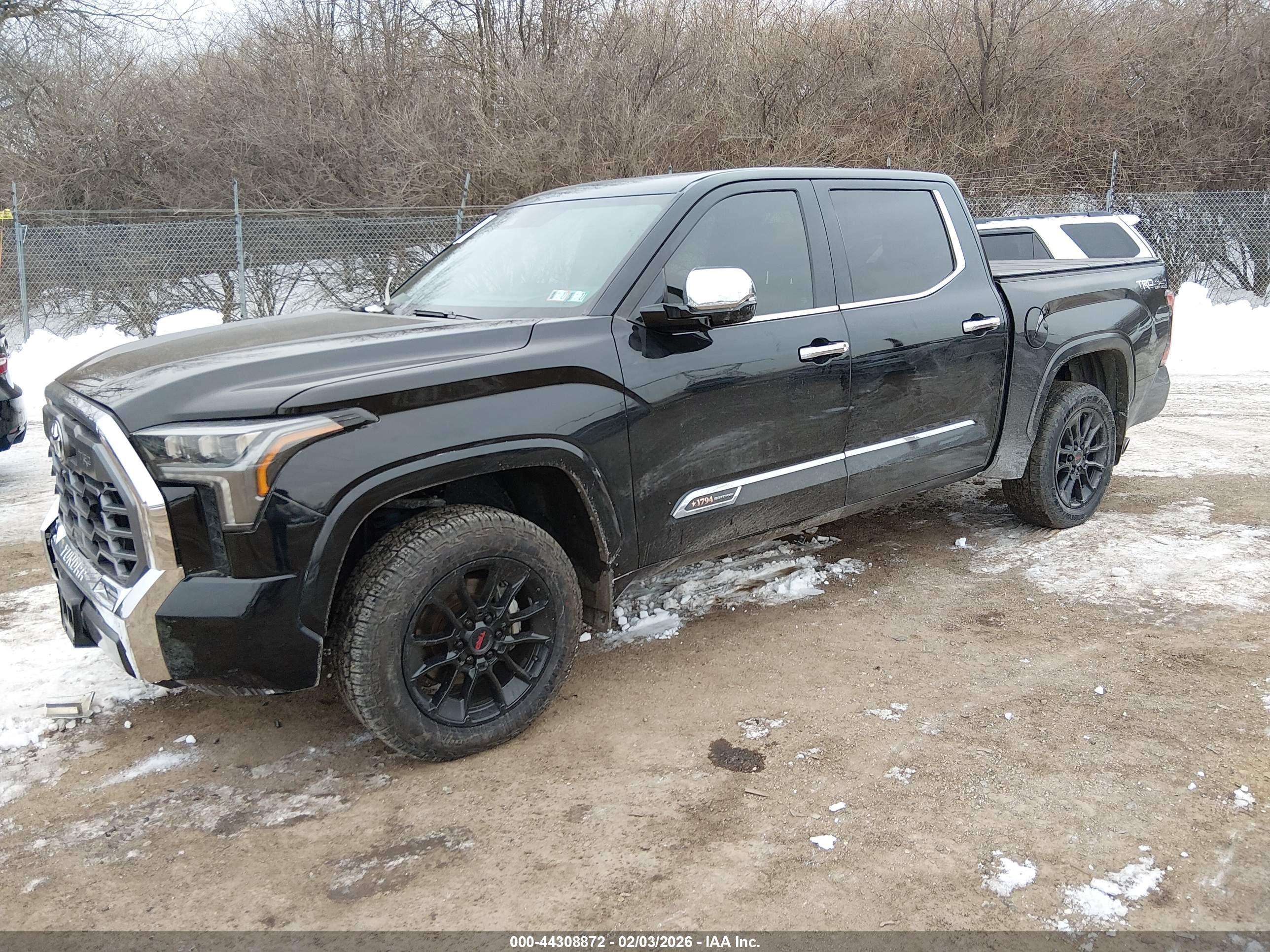 TOYOTA TUNDRA image 2