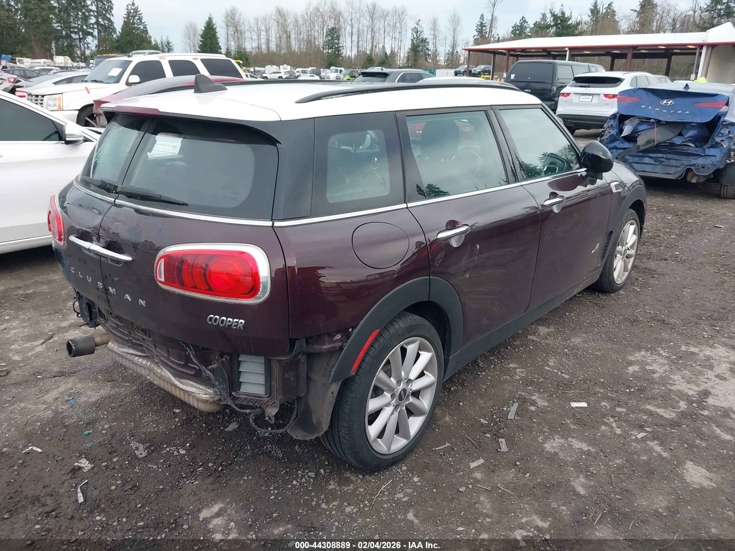 MINI CLUBMAN image 4