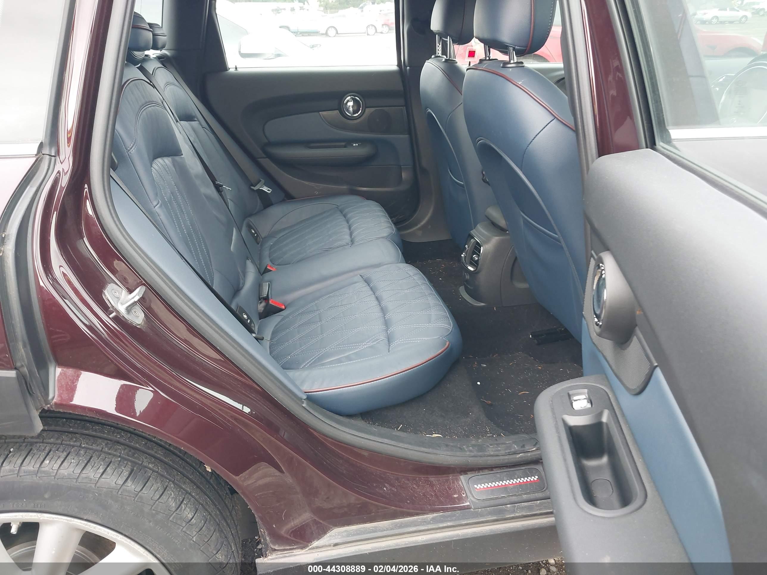 MINI CLUBMAN image 8