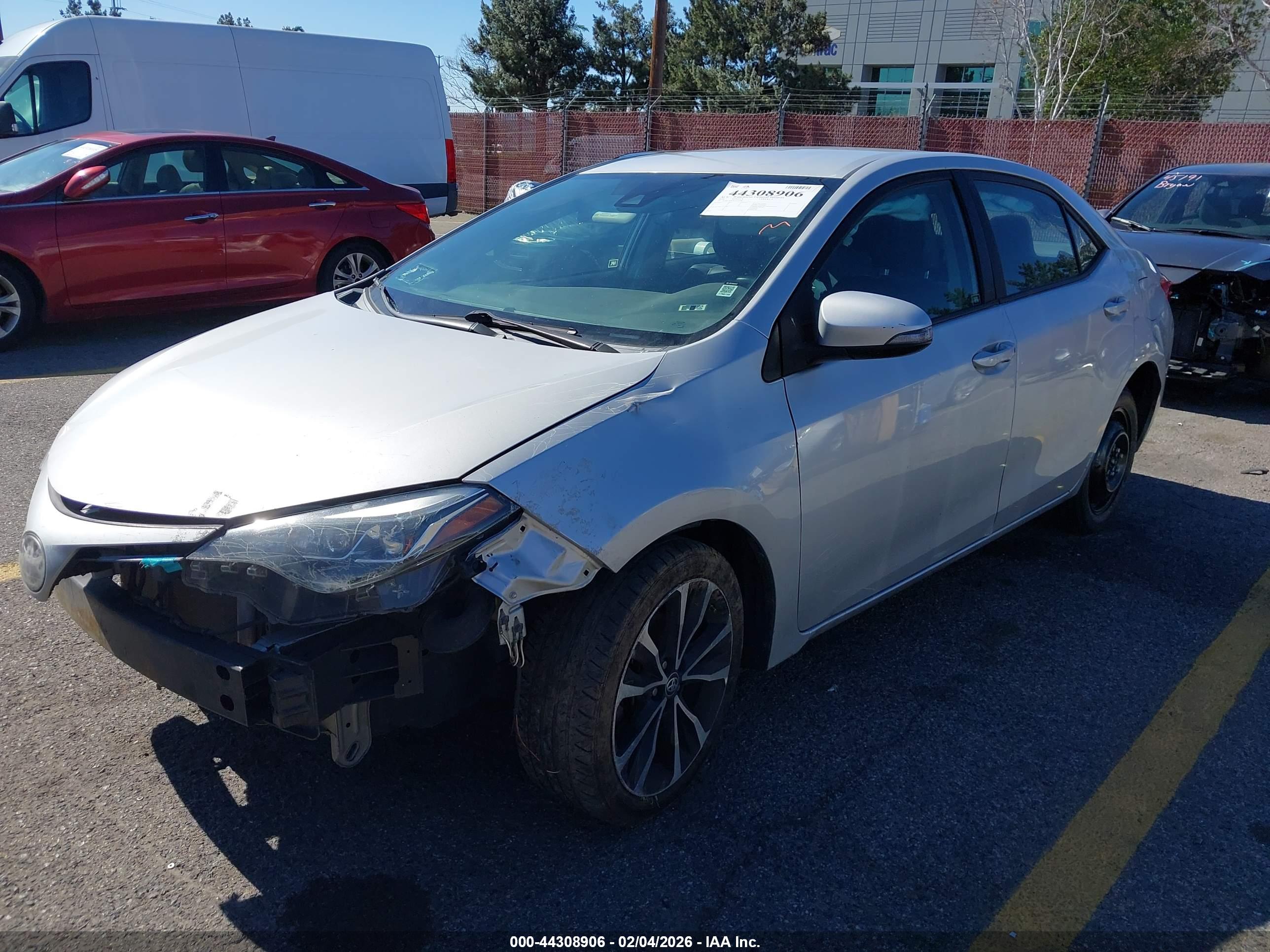 TOYOTA COROLLA image 2