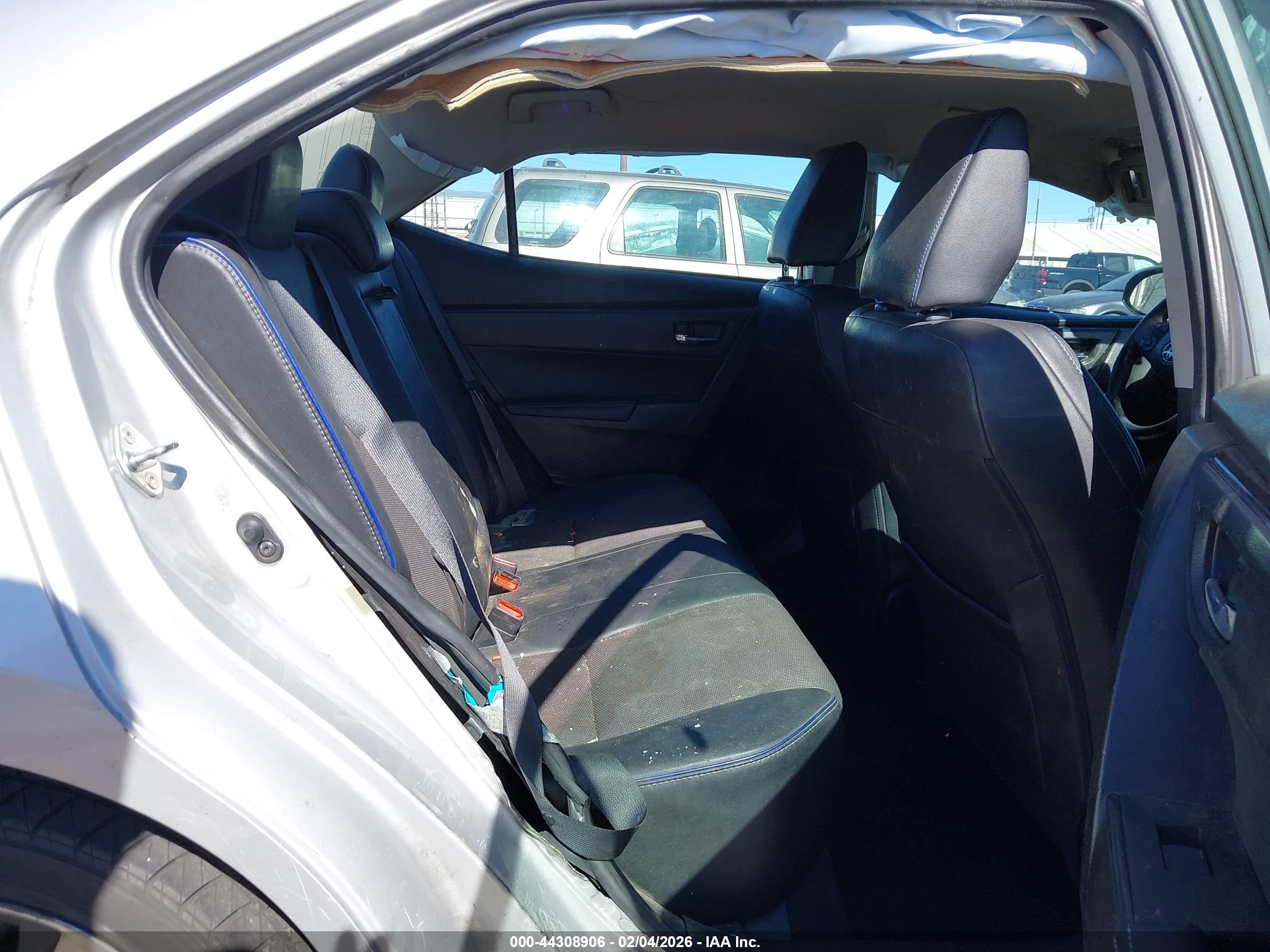 TOYOTA COROLLA image 8