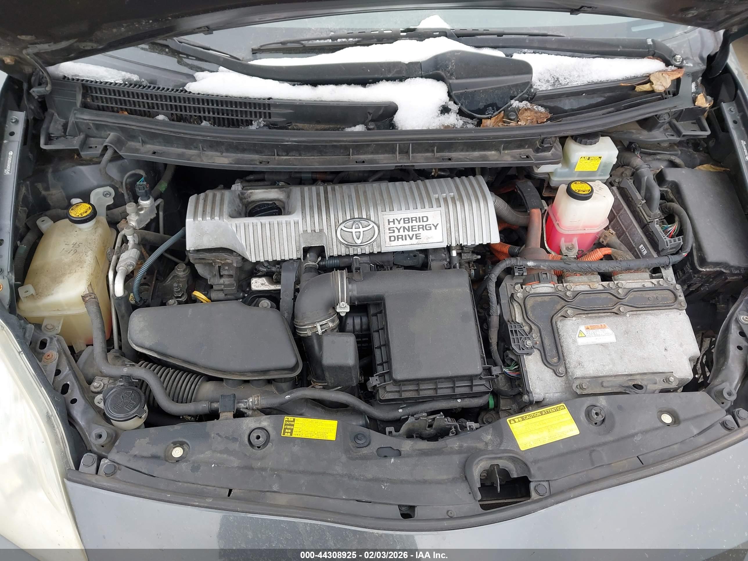 TOYOTA PRIUS image 10