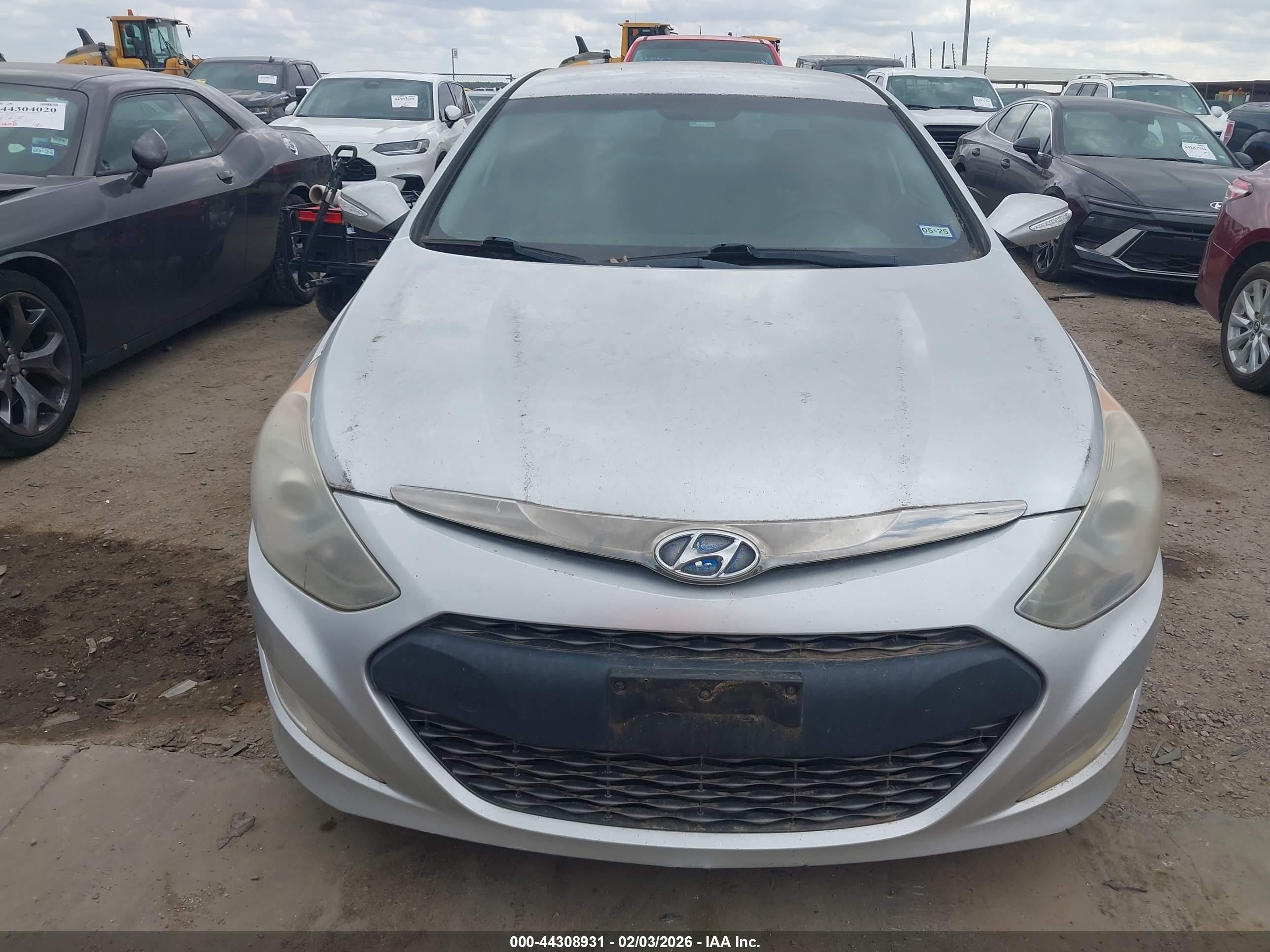 HYUNDAI SONATA image 6