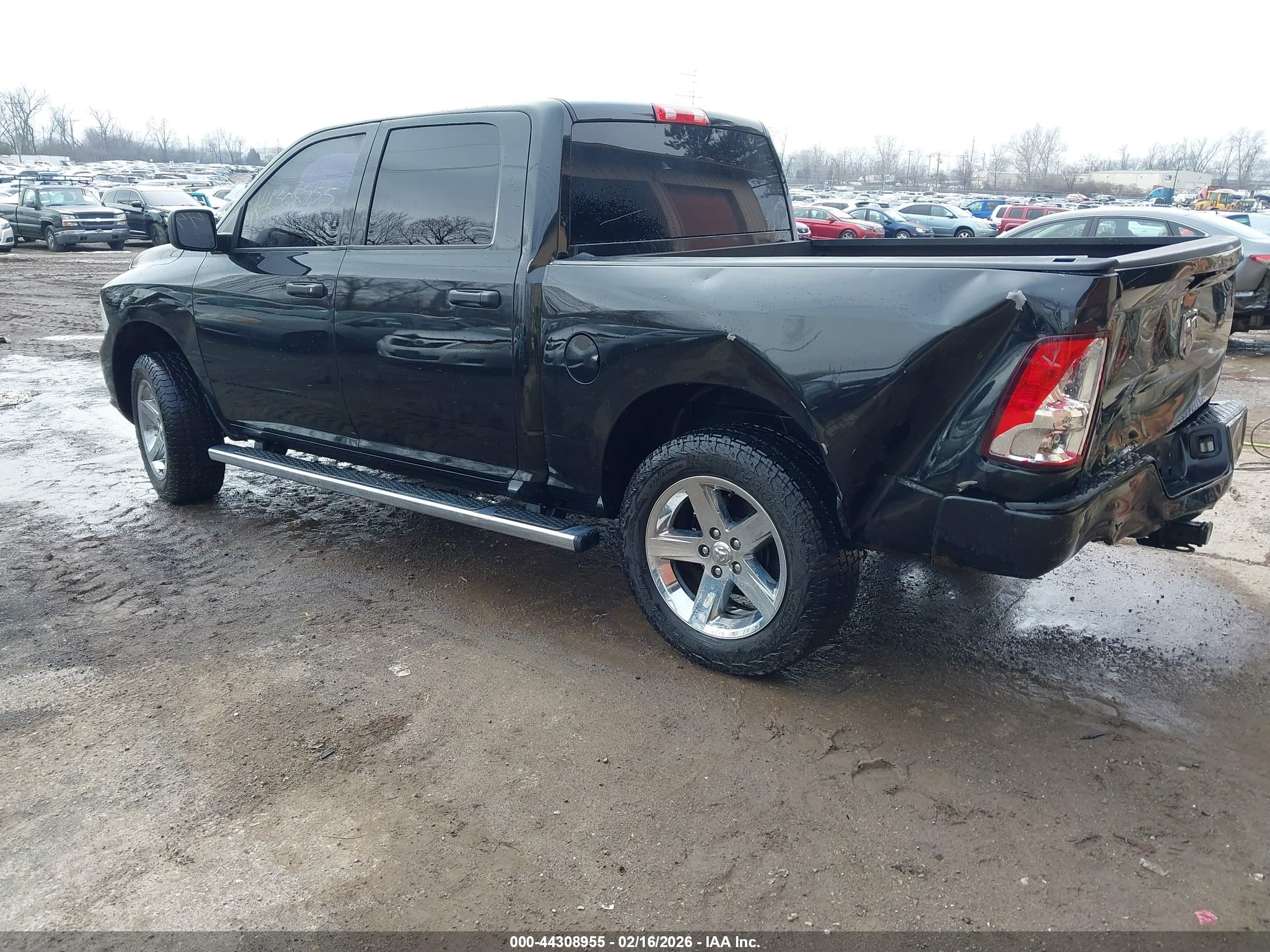 RAM 1500 image 3