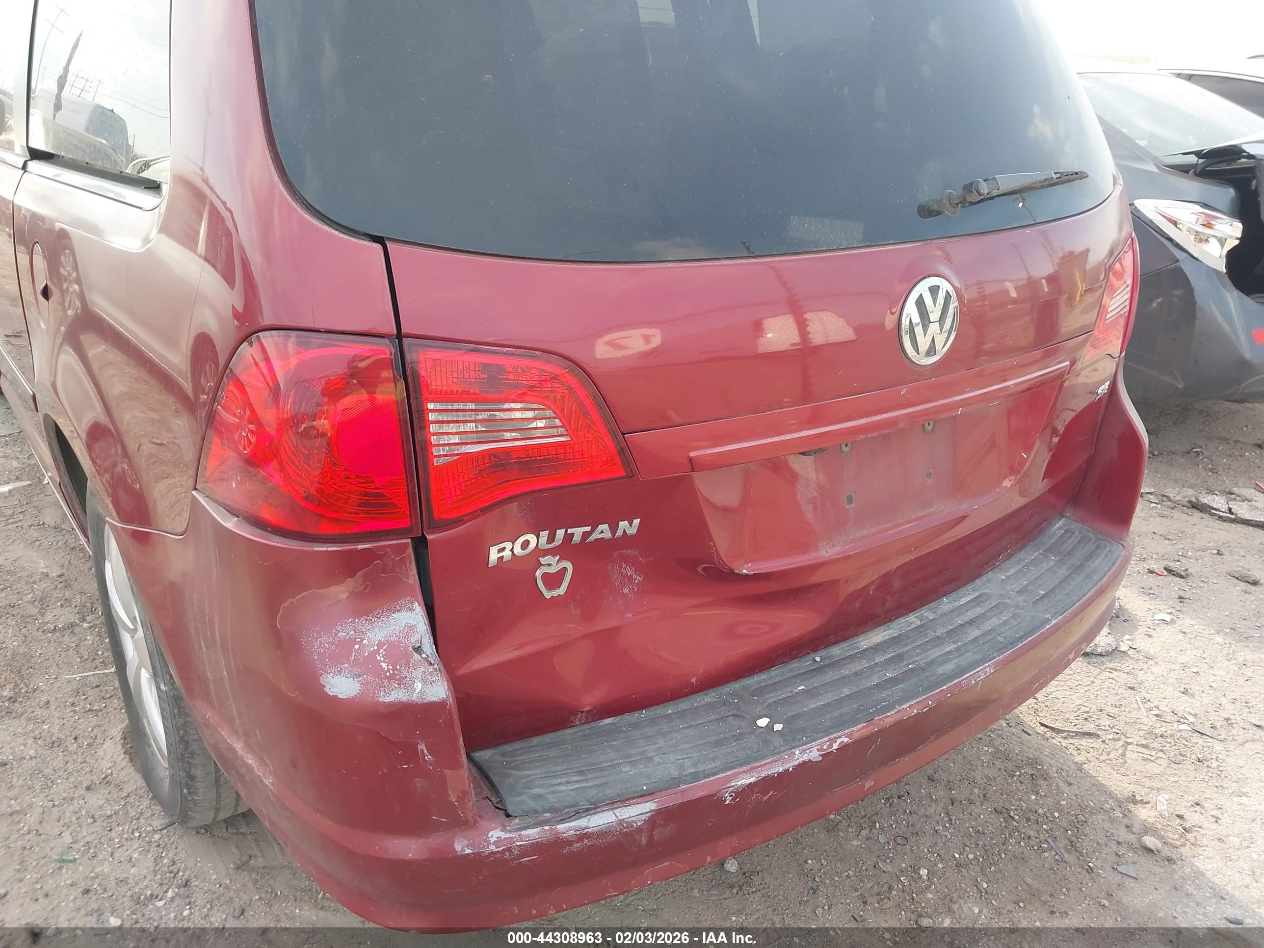 VOLKSWAGEN ROUTAN image 6