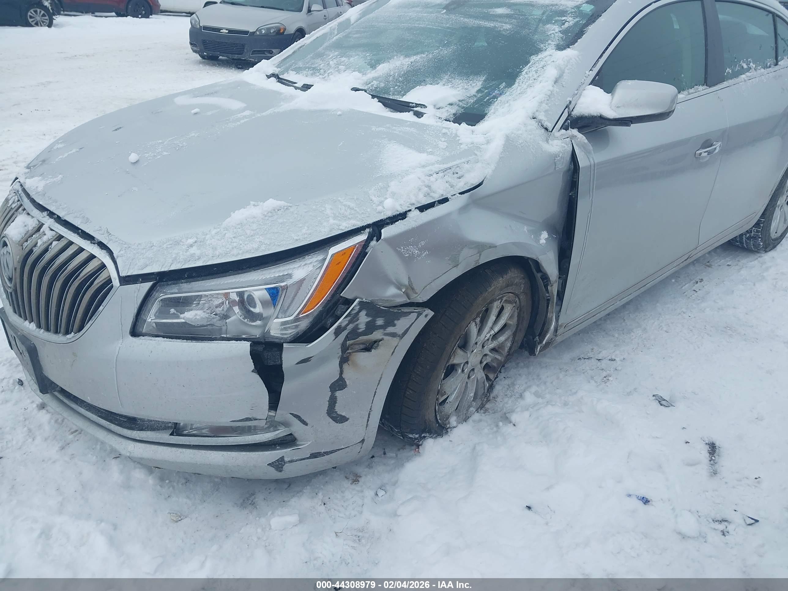 BUICK LACROSSE image 6