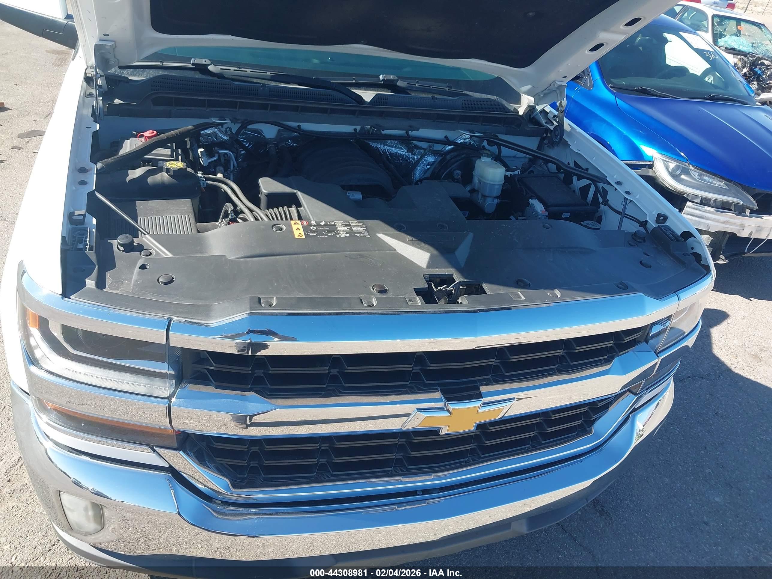 CHEVROLET SILVERADO image 10