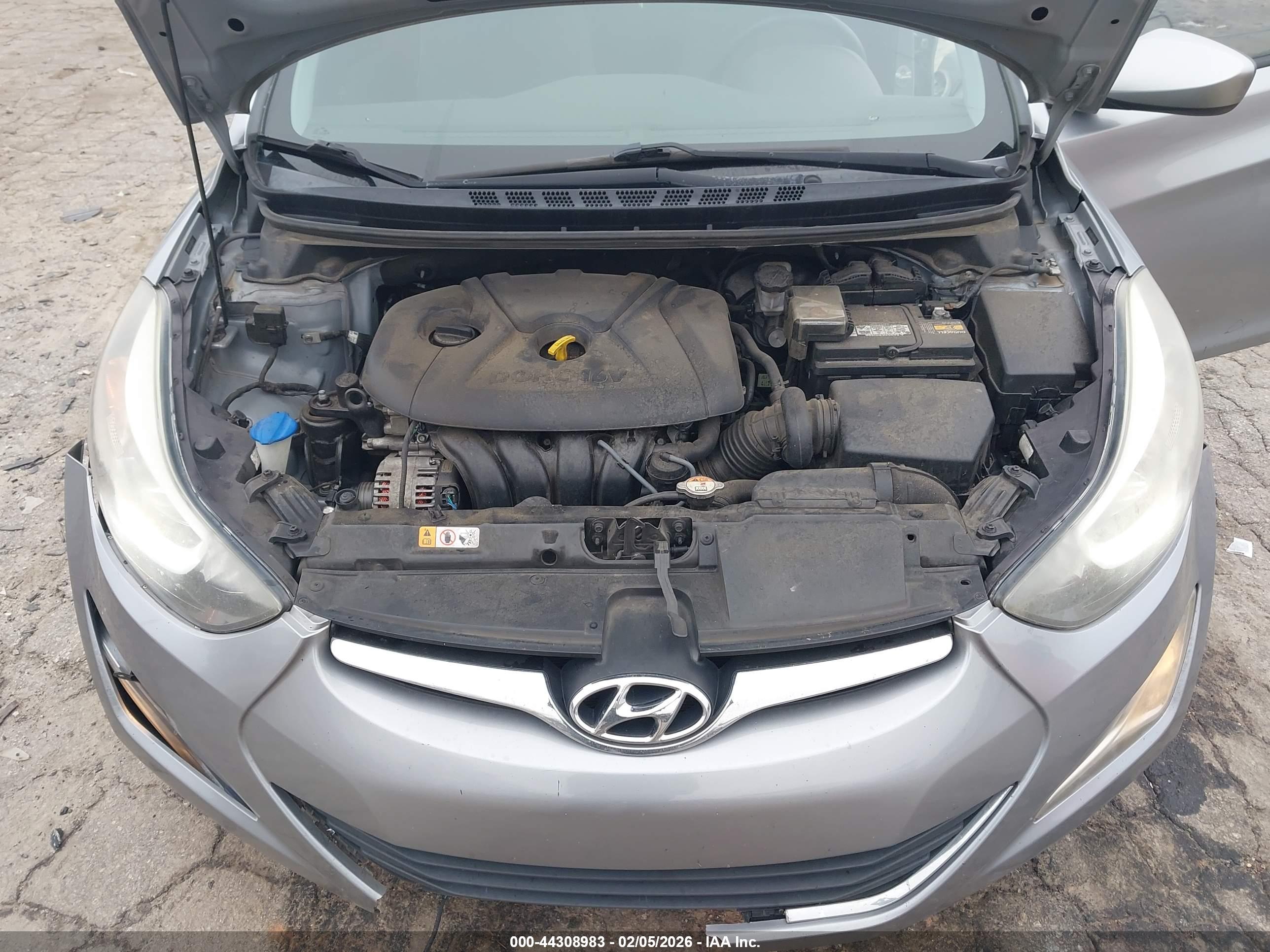 HYUNDAI ELANTRA image 10