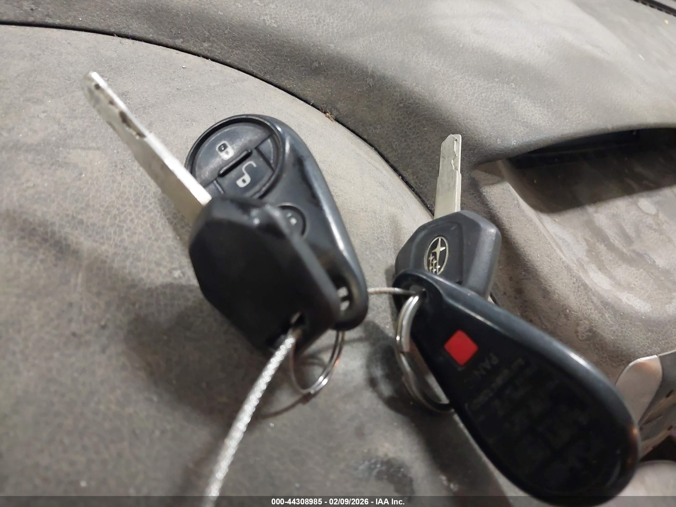 SUBARU FORESTER image 11